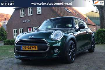 1.2 One | Britisch Racing Green | Panorama | Full