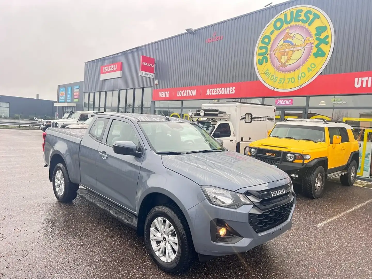 Isuzu D-Max Nouveau SUZU D-Max N60 "BB+" Space cab Boite Auto Gris - 1