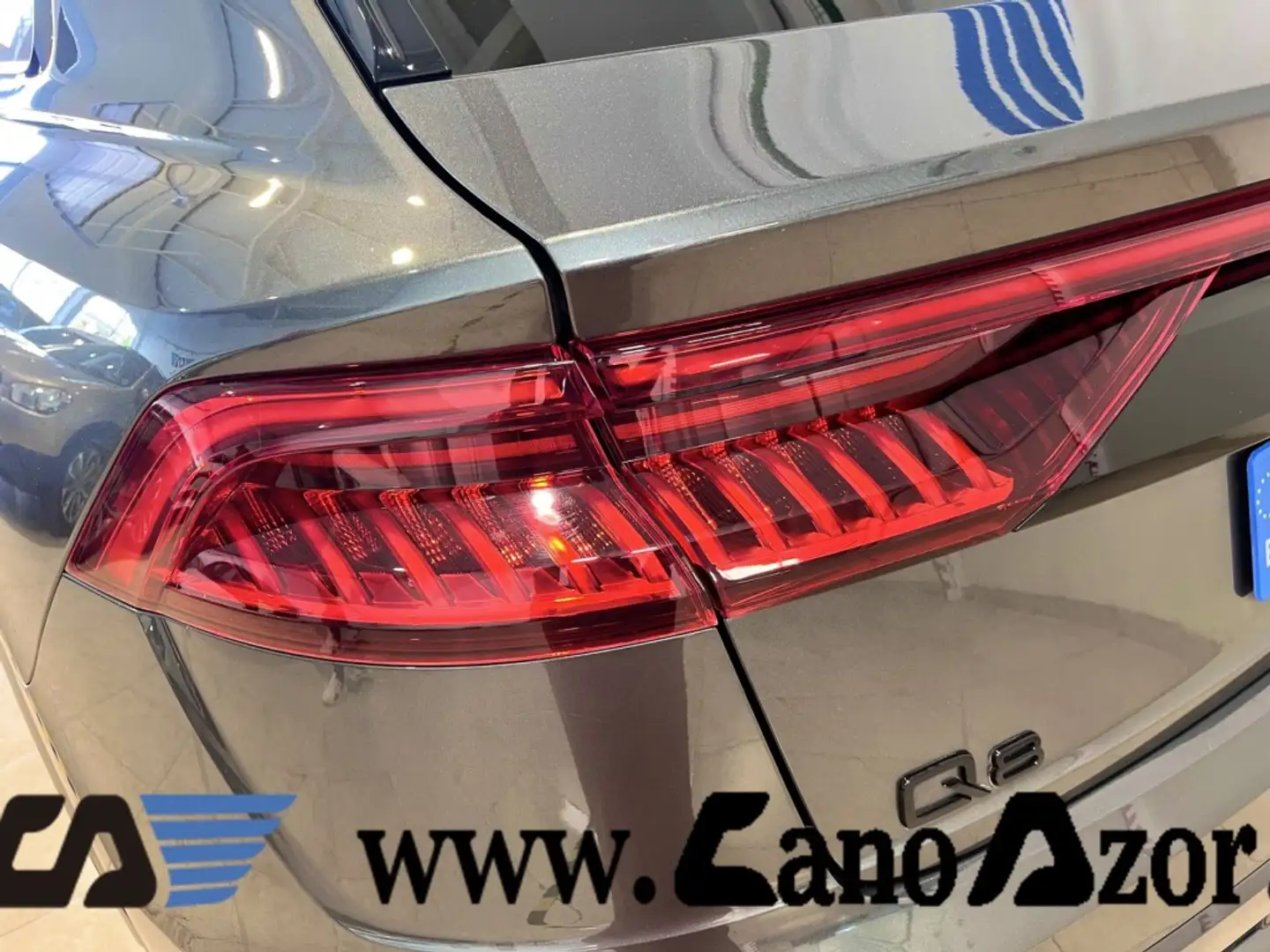 Audi Q8 Todoterreno Automático de 5 Puertas Gris - 2
