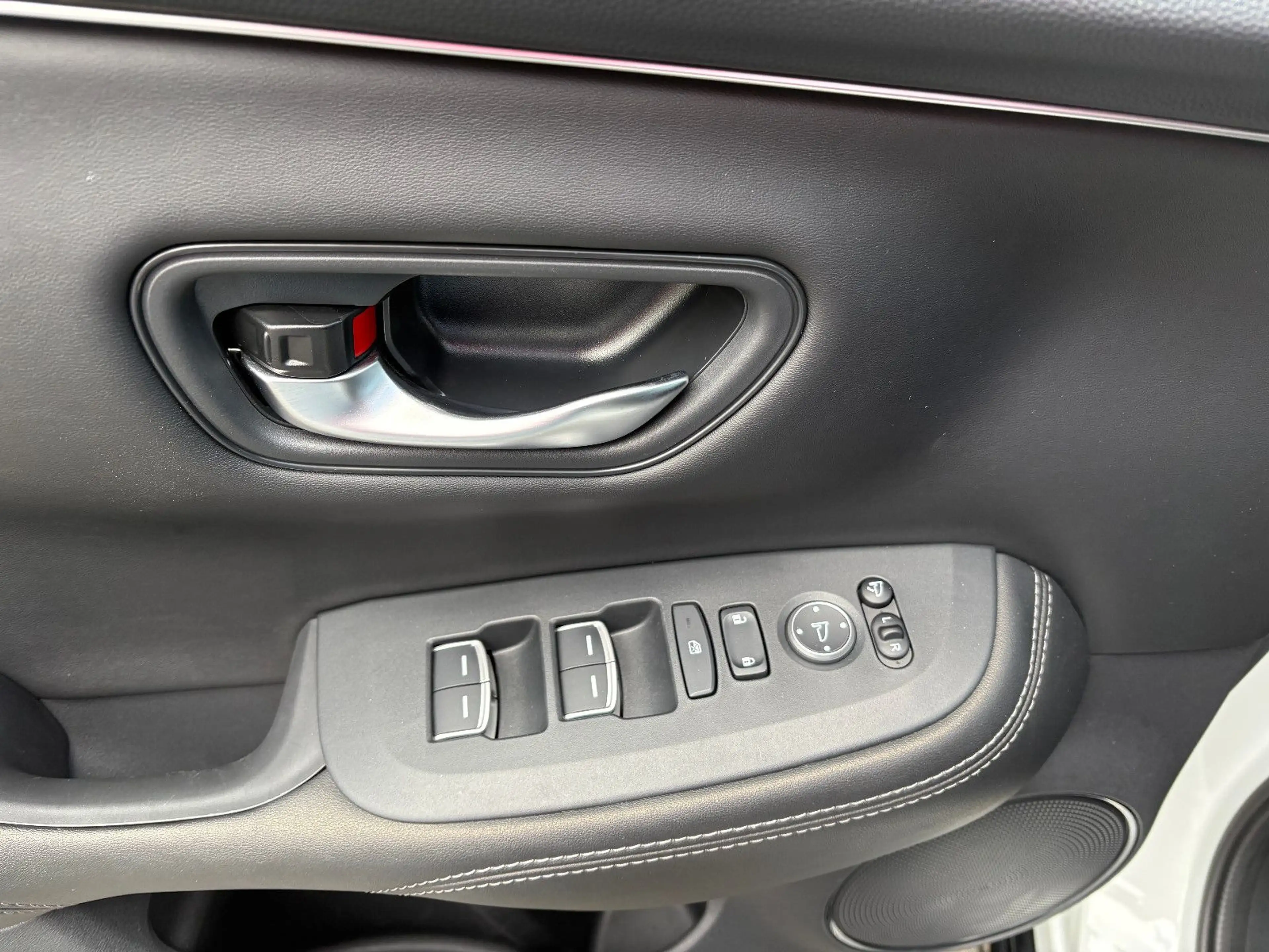 Honda ZR-V 2,0 e:HEV Sport Navi/LED/Kamera — photo 14