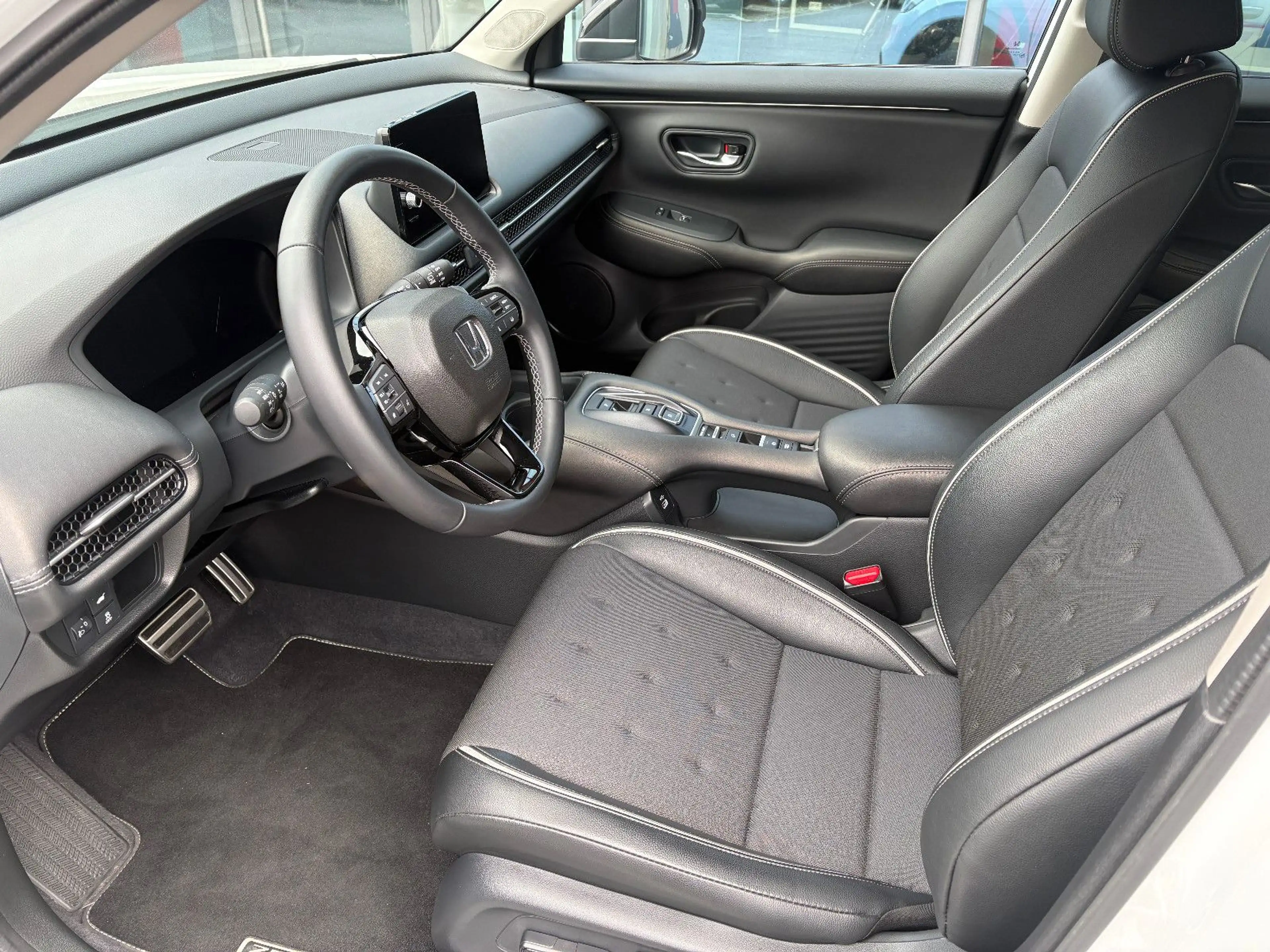 Honda ZR-V 2,0 e:HEV Sport Navi/LED/Kamera — photo 12