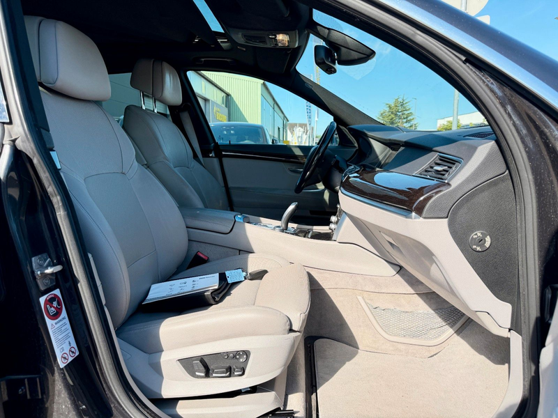 BMW 535 i GT*Pano*HuD*Keyless*Memory*ComfortSitz*Cam — photo 12
