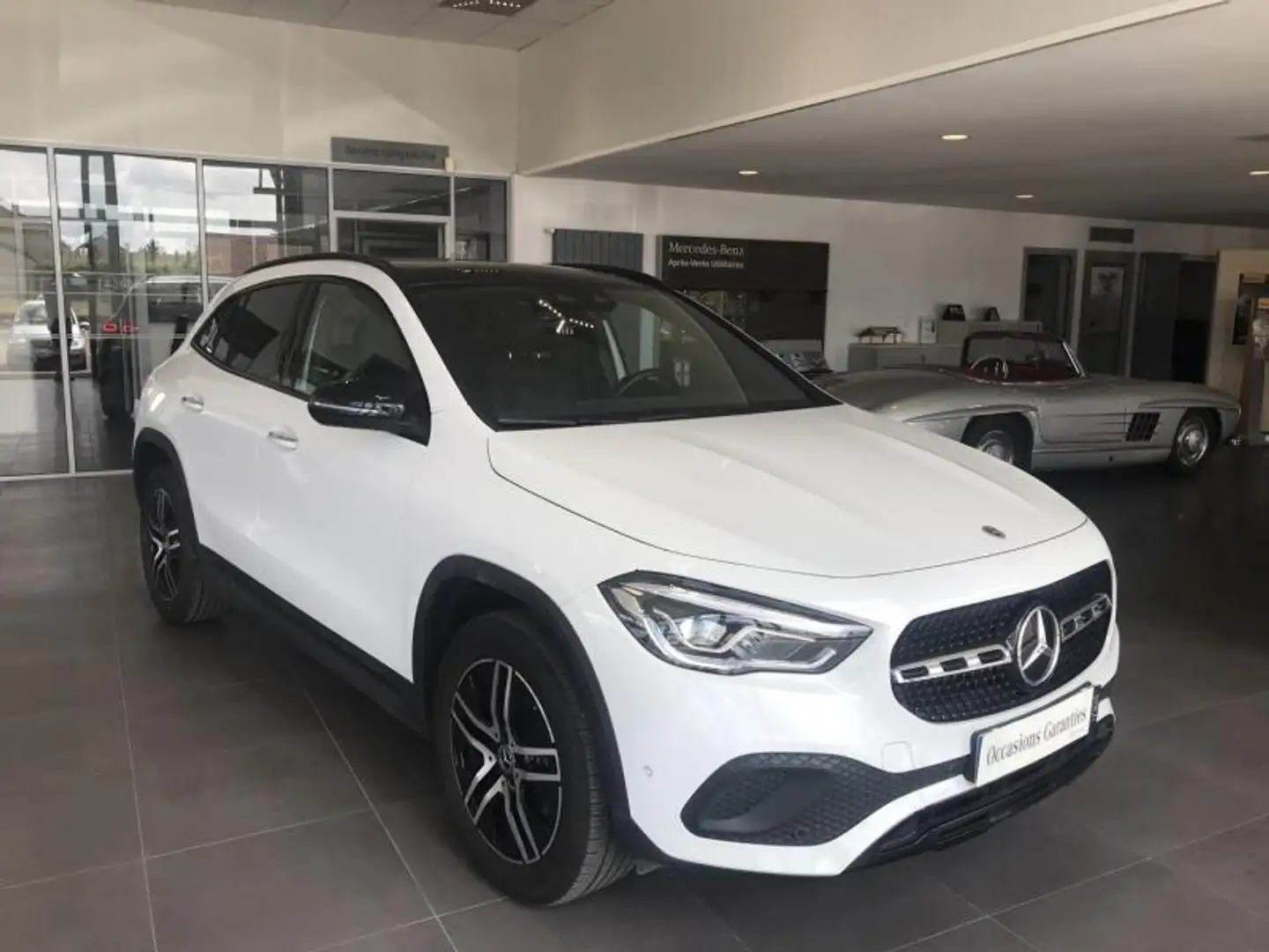 Mercedes-Benz GLA 200 200 d 150ch Progressive Line 8G-DCT Blanc - 2