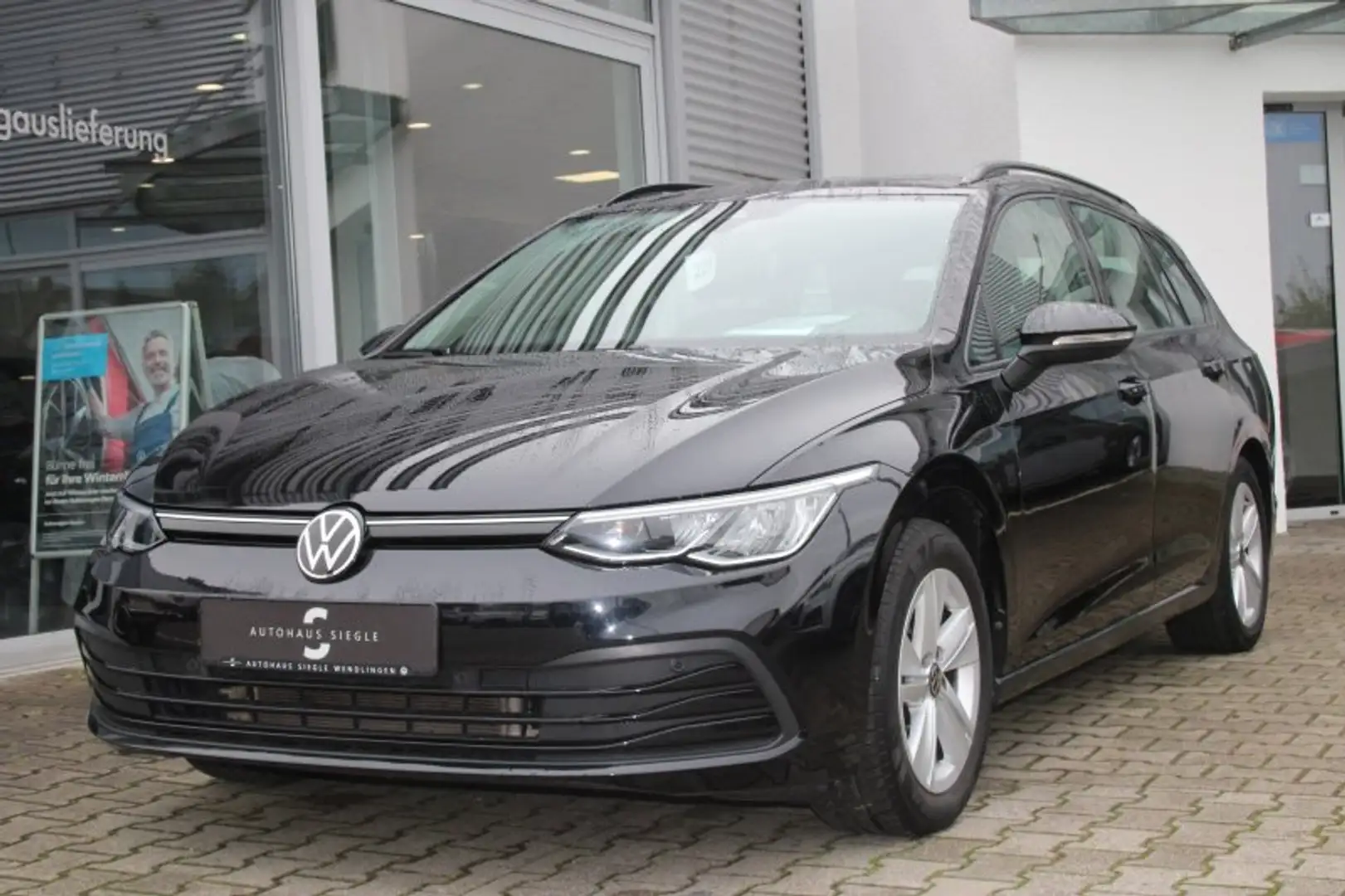 Volkswagen Golf Variant VIII 2.0 TDI Life Navi LED ACC Sitzheizung PDC Alu Schwarz - 2