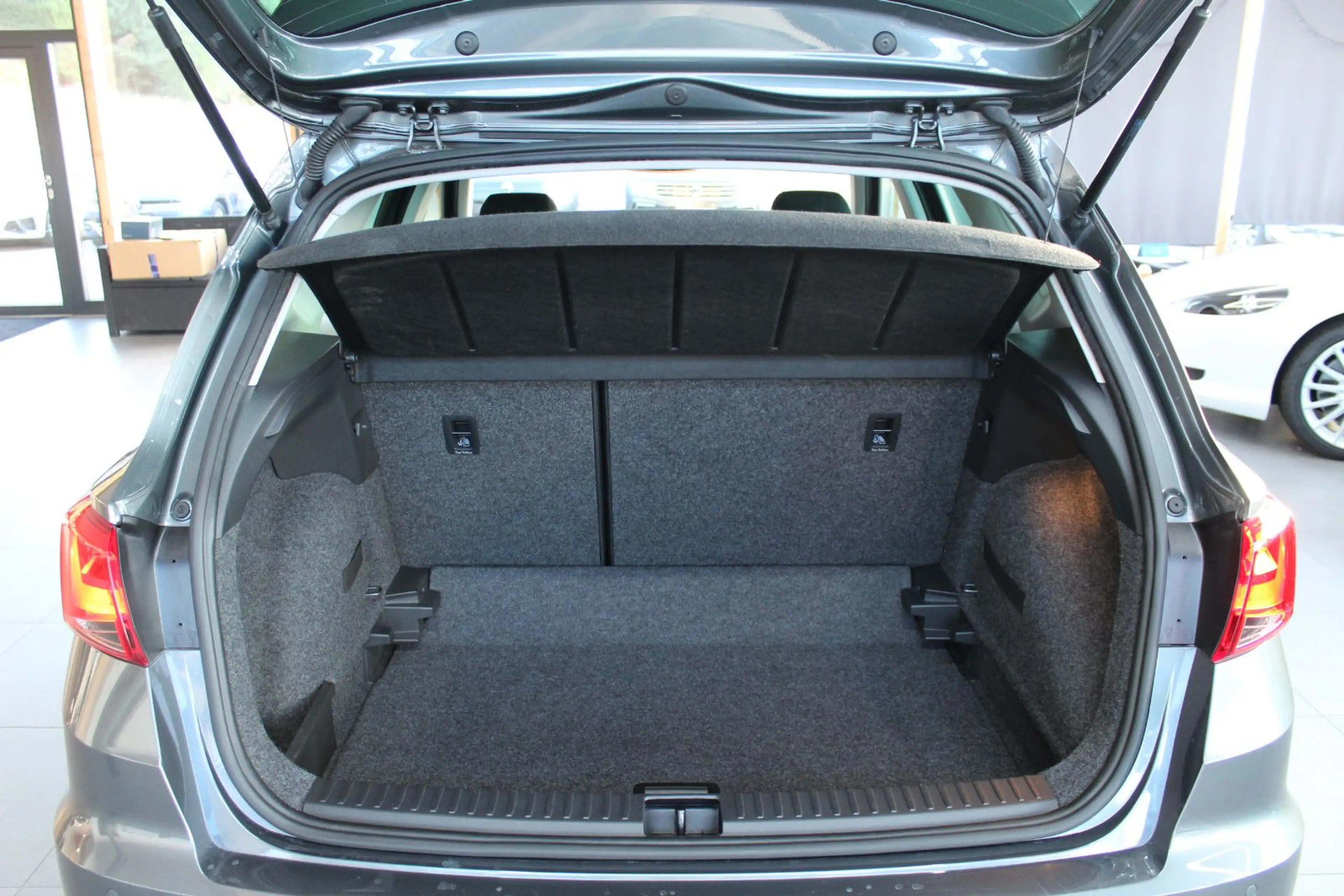 SEAT Arona 1.0 TSI Style*NAVI*KLIMA* — photo 13