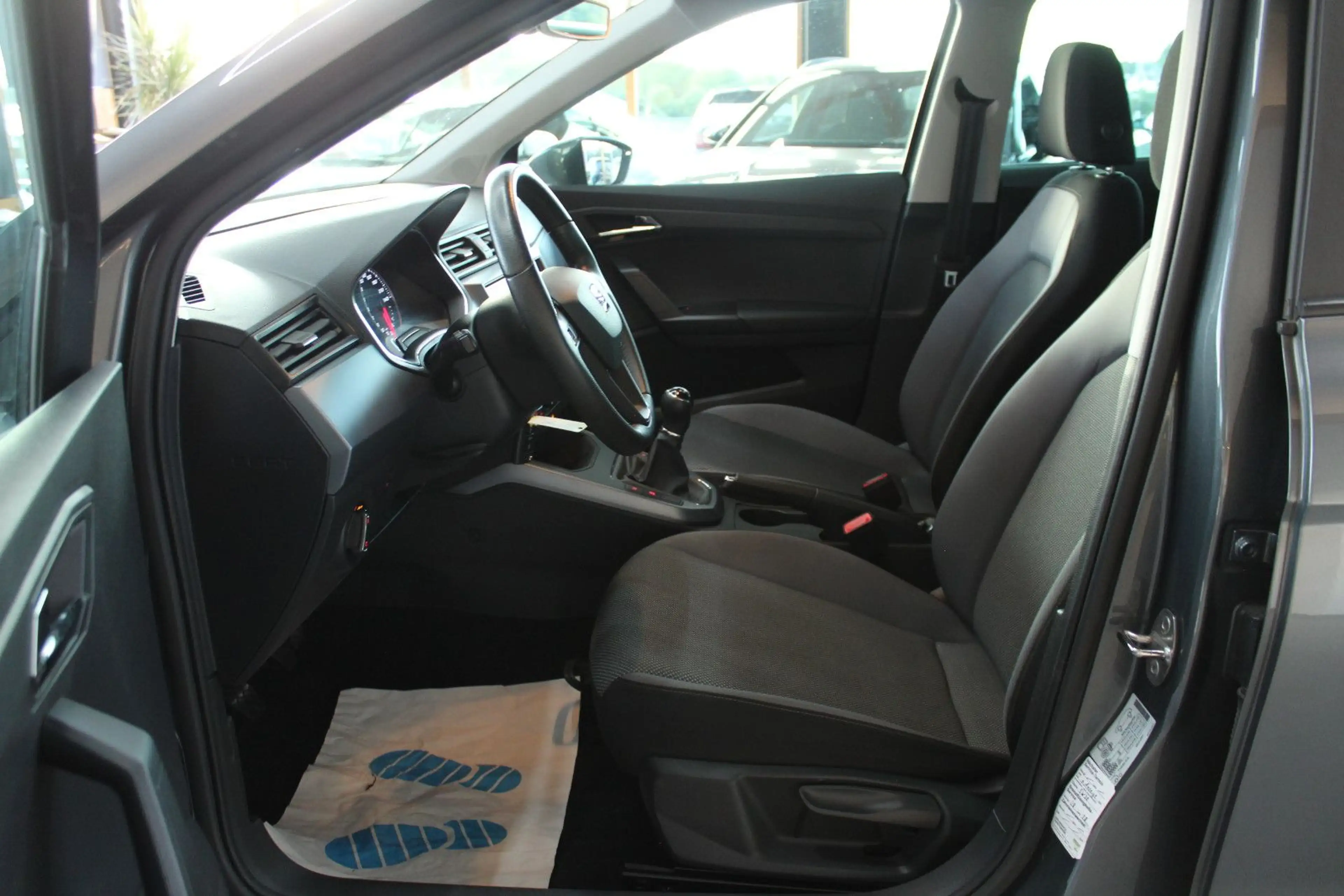 SEAT Arona 1.0 TSI Style*NAVI*KLIMA* — photo 7