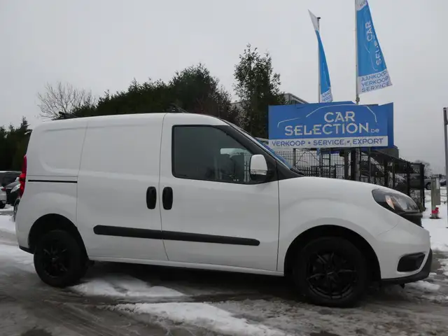 Fiat Doblo 1.6jtd 3pl.,AC,Cruise,GPS,Camera,Trekhaak,Garantie