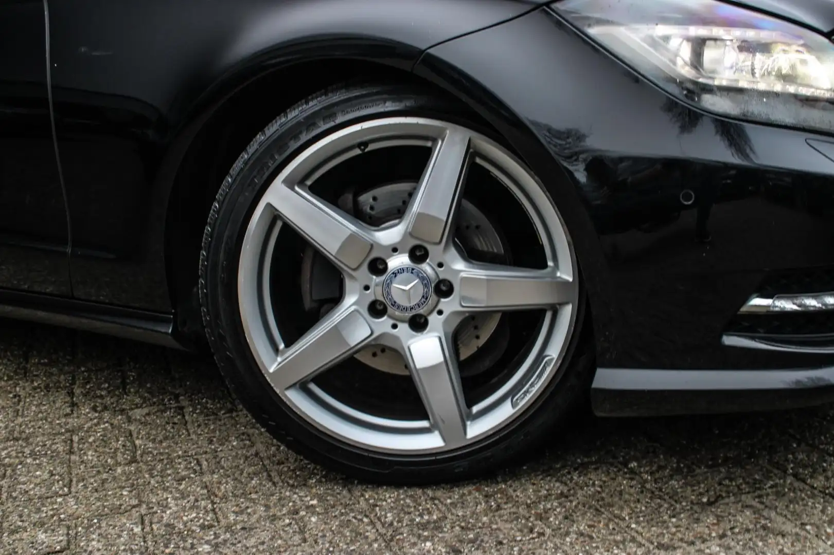 Mercedes-Benz CLS 350 AMG NAP PANO H&K ACTIE PRIJS Negru - 2