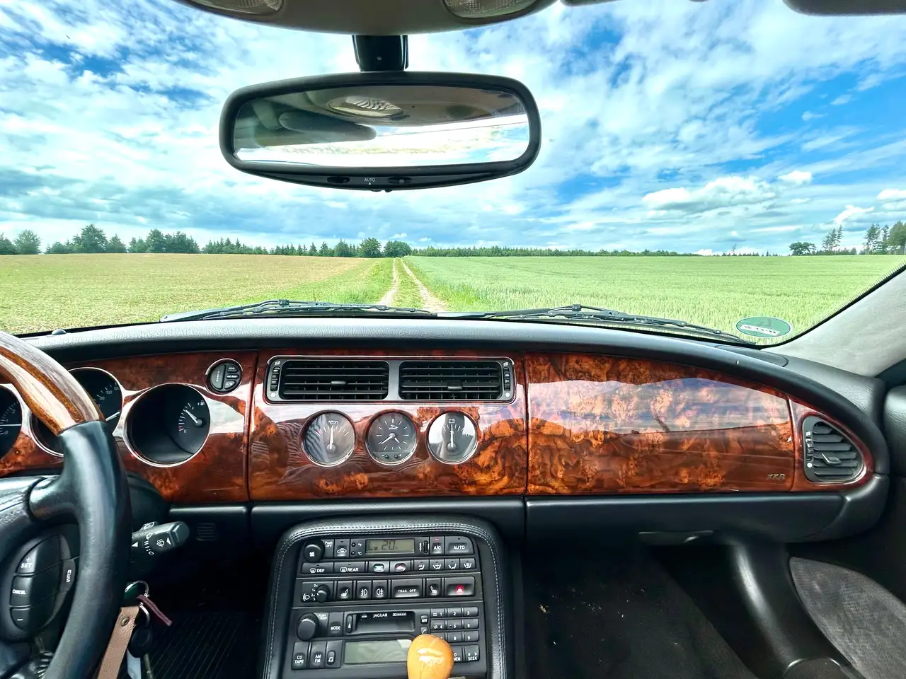 Jaguar XK8 Cabriolet, foto 7