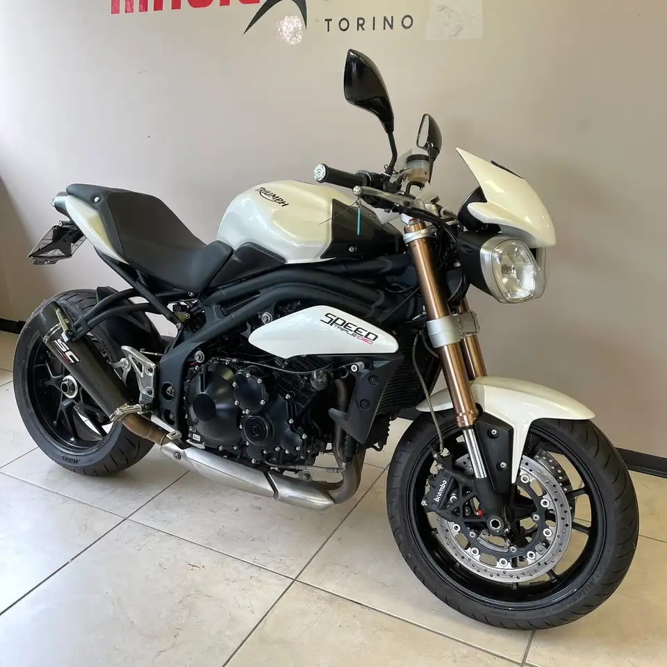 Triumph Speed Triple 1050