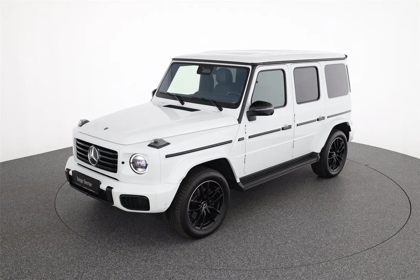 Mercedes-Benz G 450 d 4M DistronicPlus AMG Line AHK Leder Nappa Weiß - 2