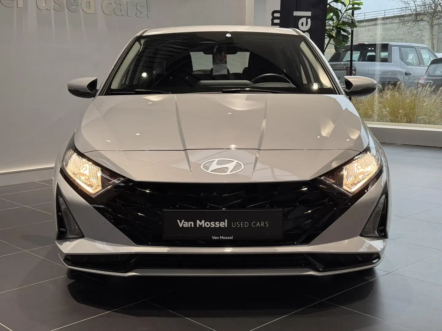 Hyundai i20 1.0 T-GDi 48V 74kW Techno Gris - 2