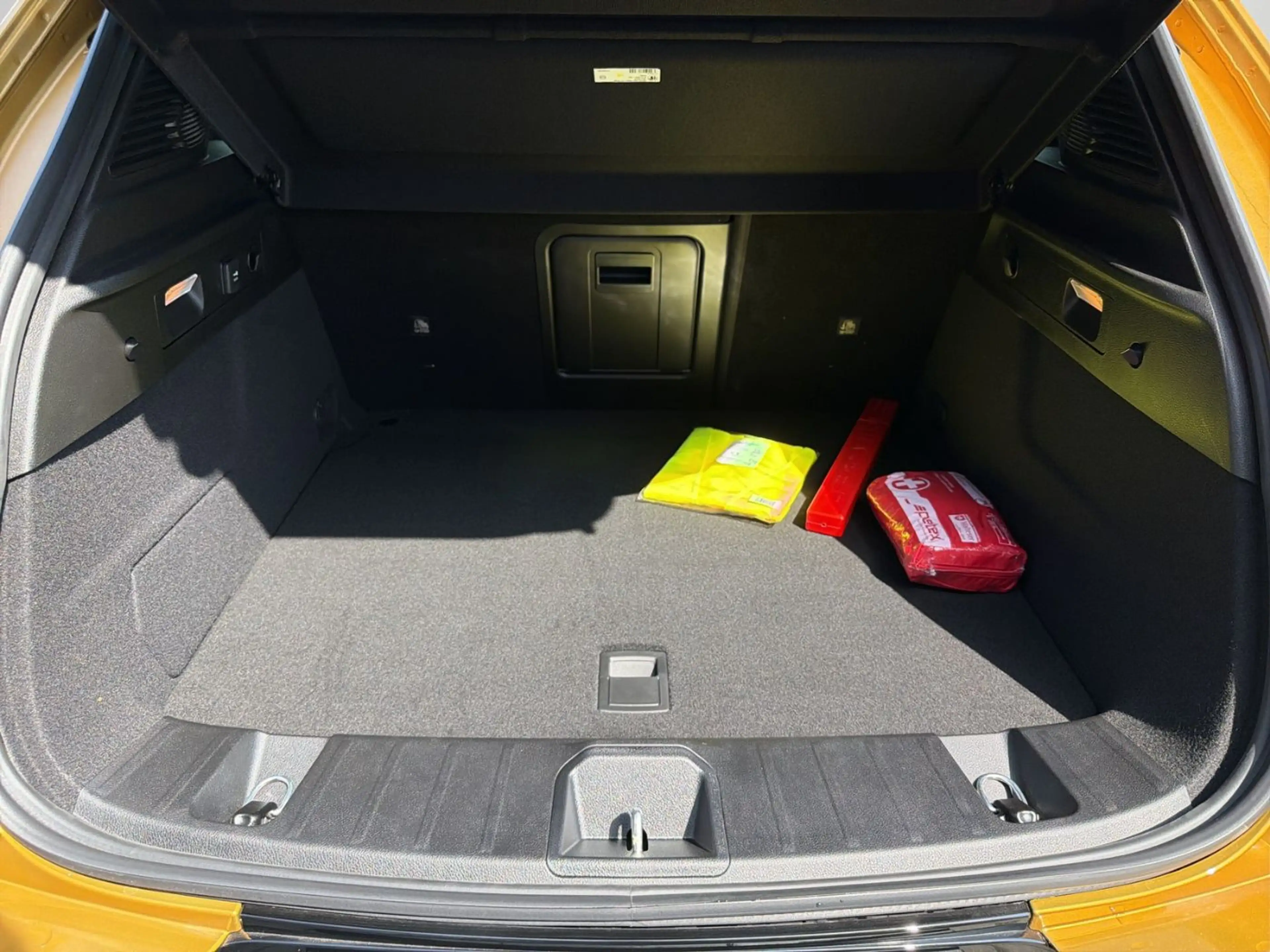 Alfa Romeo Tonale IBRIDA 175 1.5VGT ACC+LED+Navi+Pano+SD+LM — photo 10