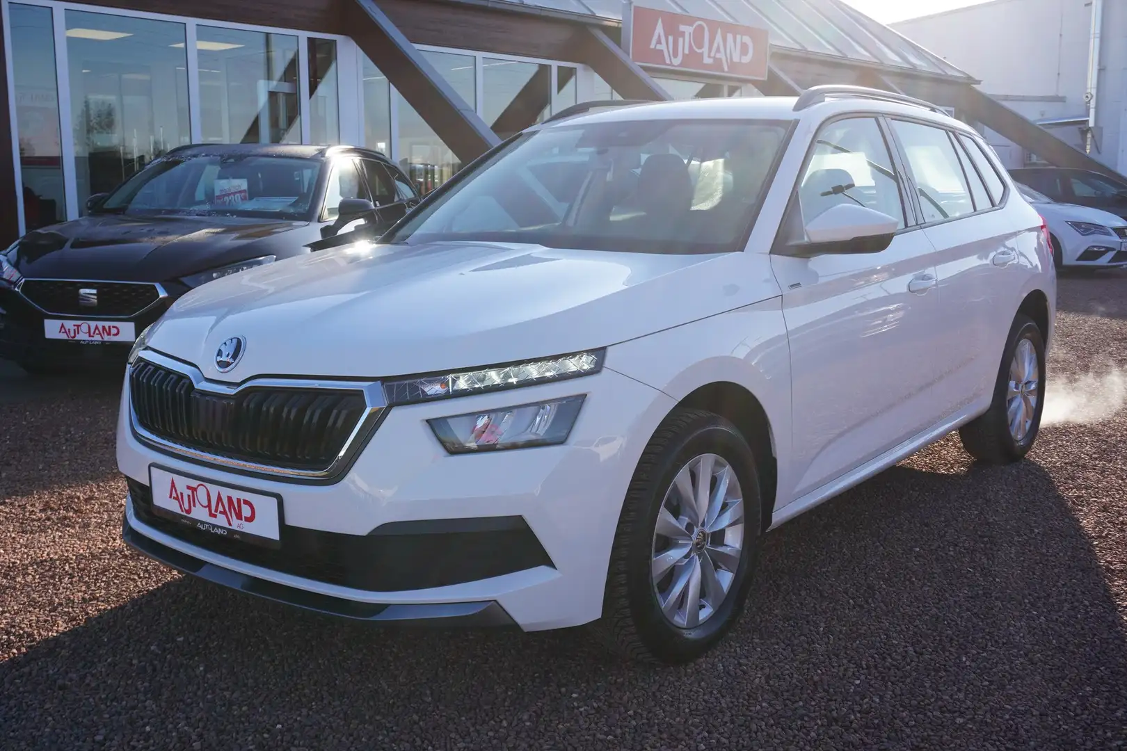 Skoda Kamiq 1.0 TSI Ambition LED Navi AHK Sitzheizung Blanc - 2