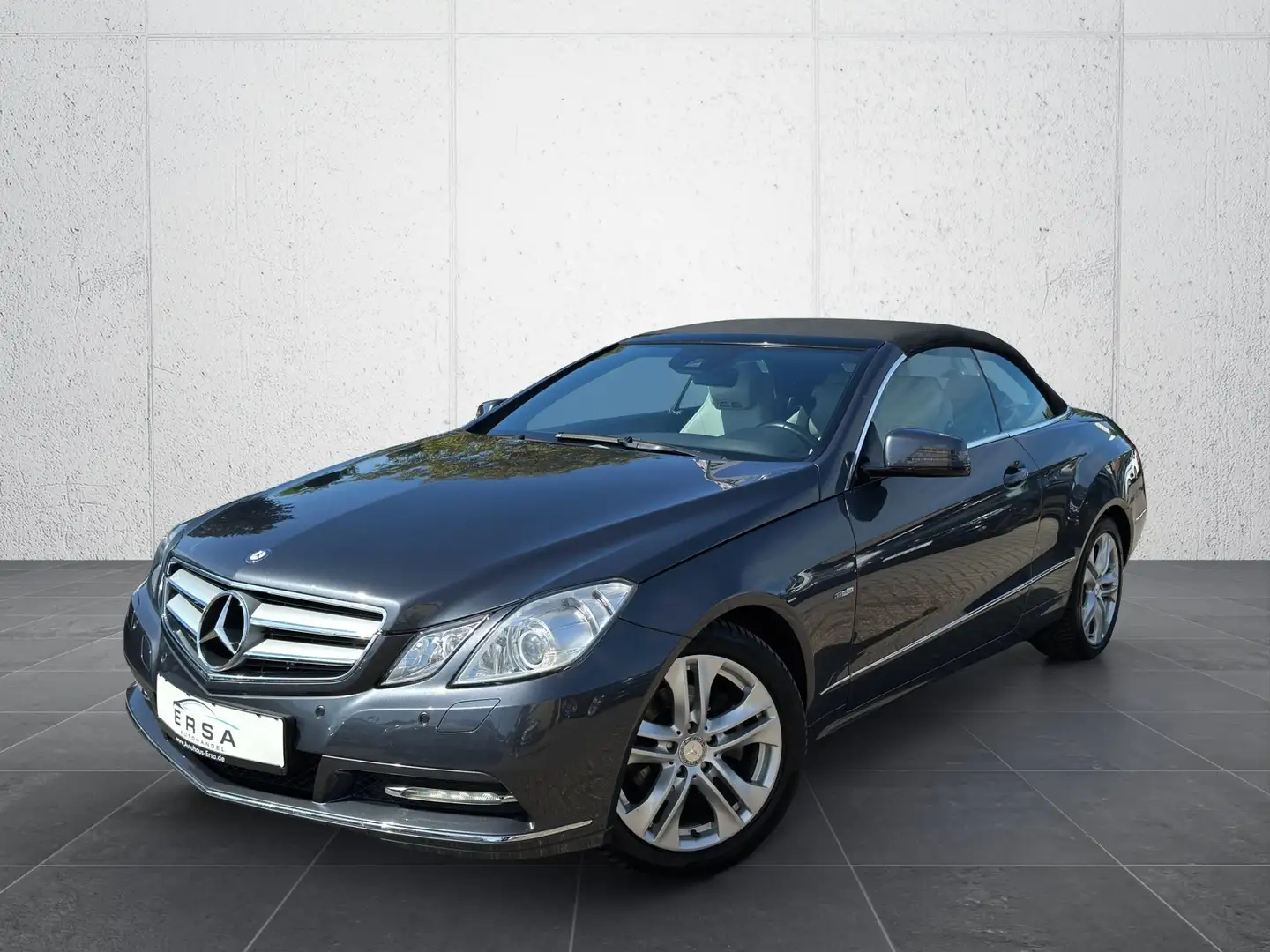 Mercedes-Benz E 200 CGI Cabrio BlueEff. Leder*Airscarf*Xenon Gris - 1