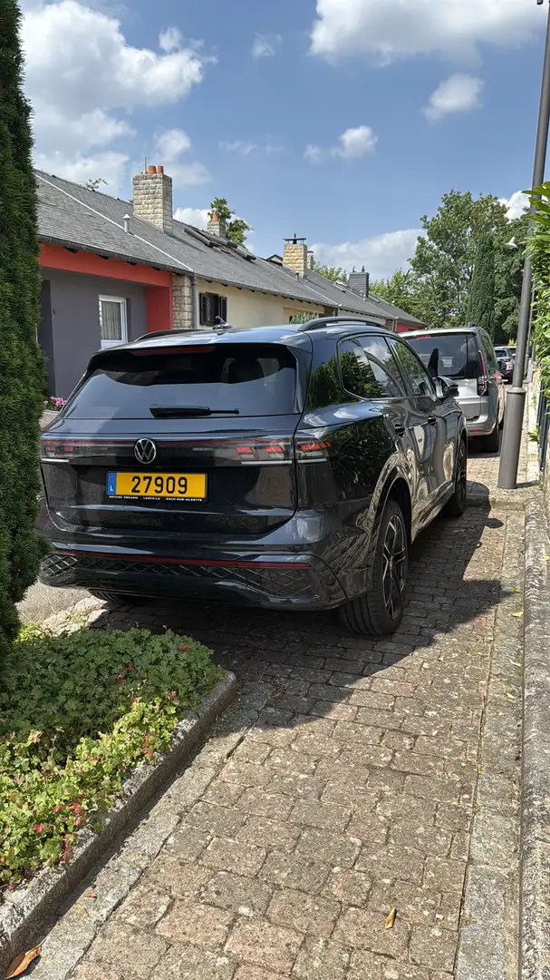 Volkswagen Tiguan 2.0 TDI SCR 4MOTION DSG R-Line - 1