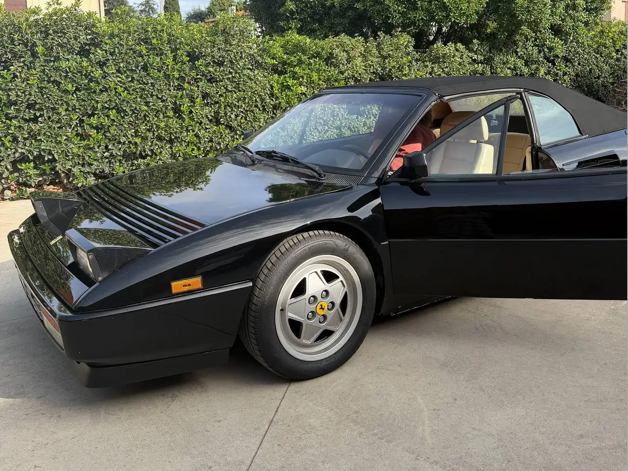 Ferrari Mondial 3.4, foto 3