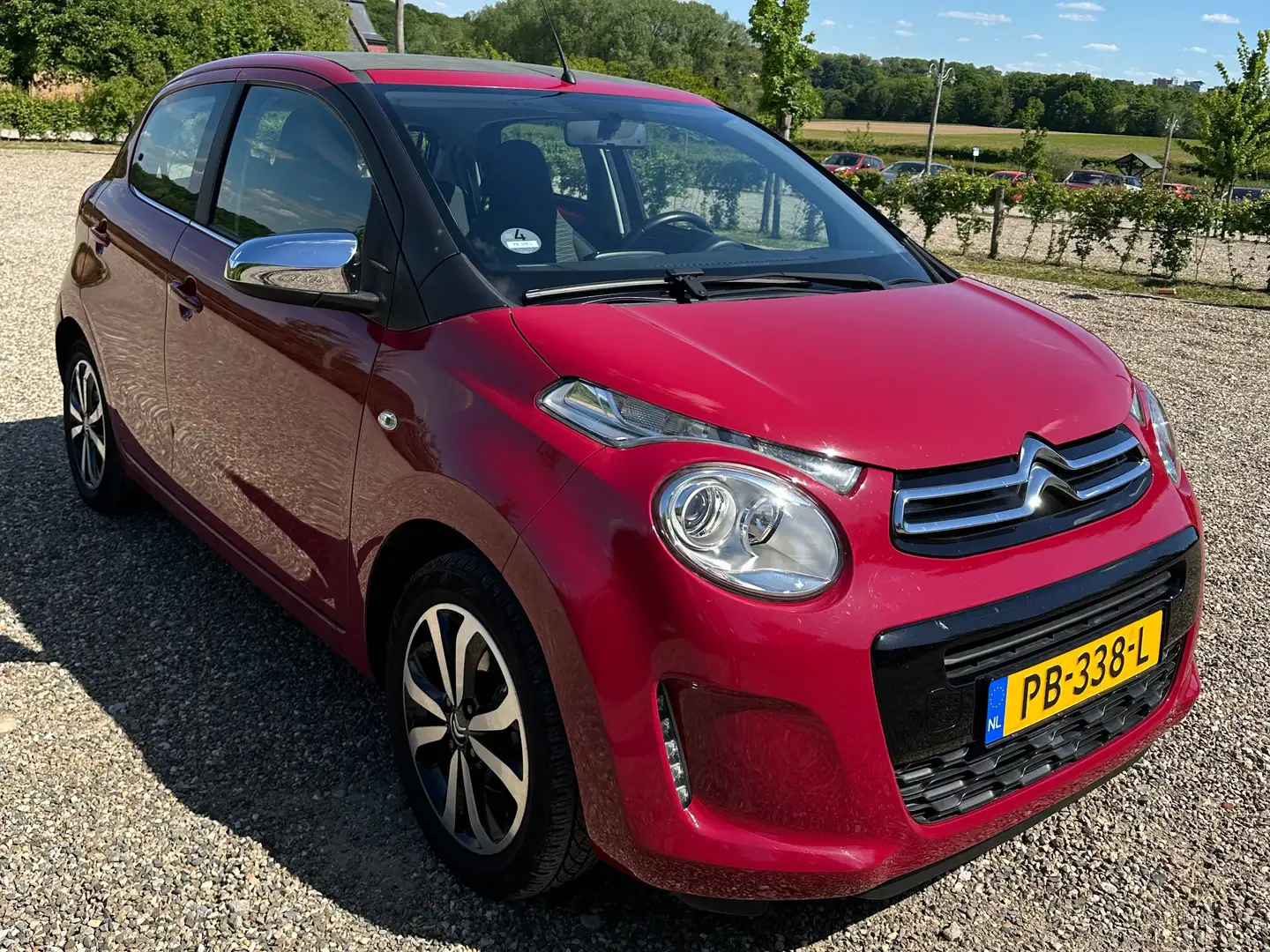 Citroen C1 C1 1.0 e-VTi AirS Shine Rood - 2
