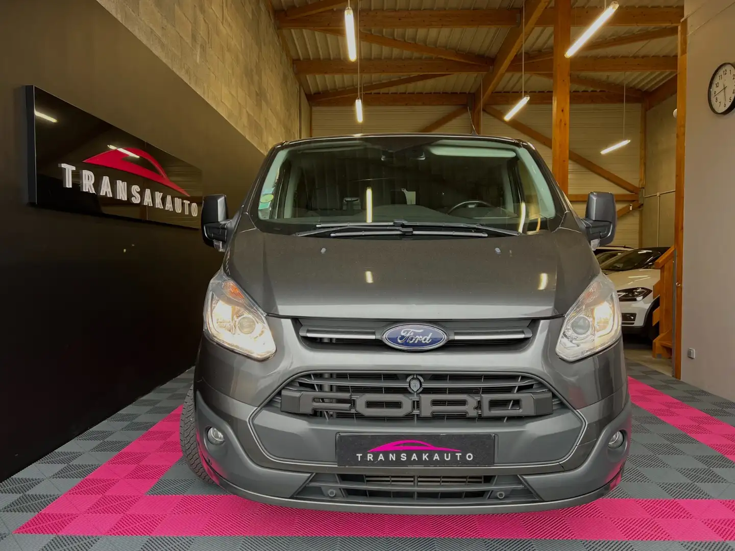 Ford Transit Custom LIMITED Gris - 2