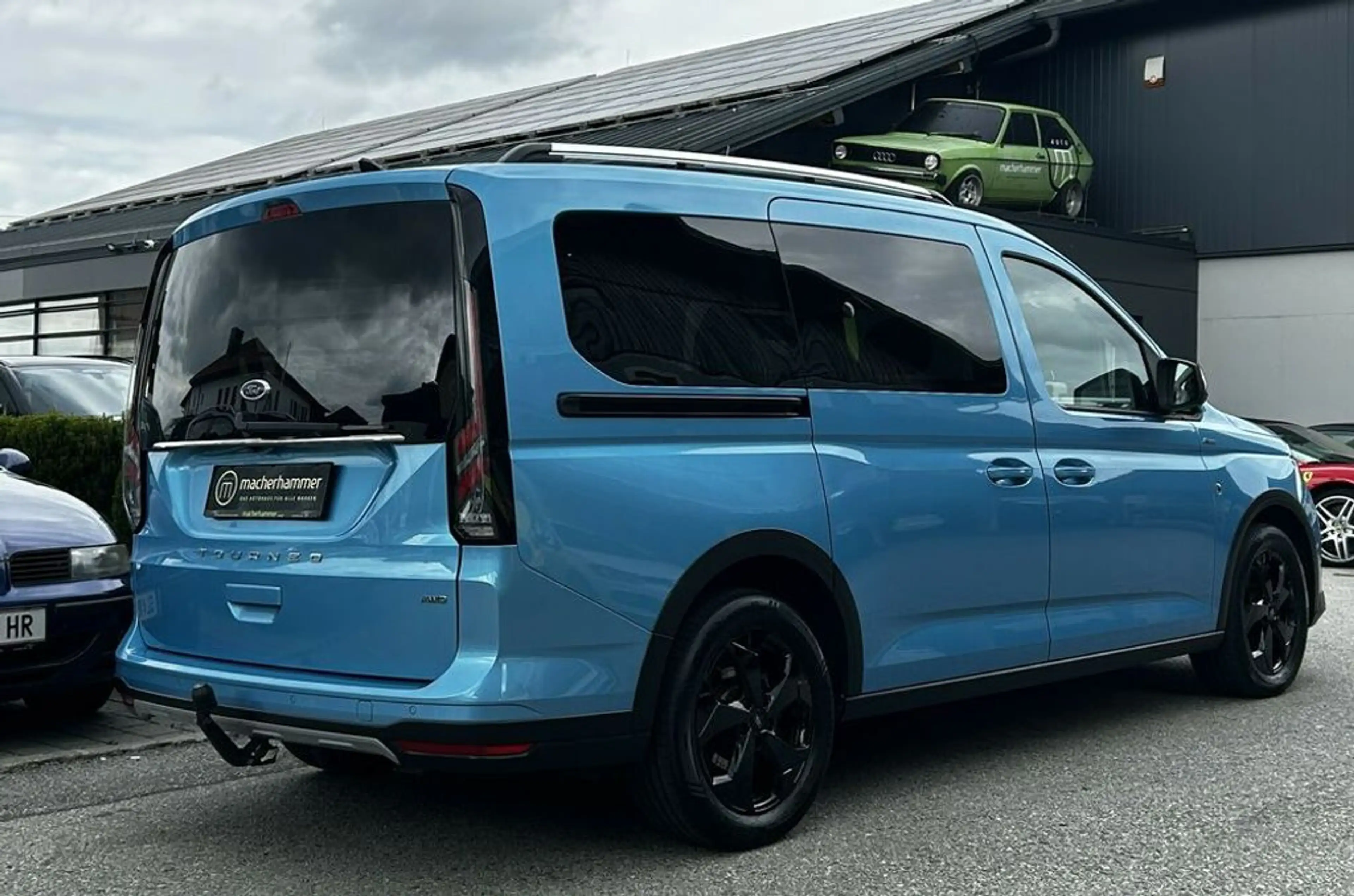 Ford Tourneo Connect Active AWD *7-SITZER*PANO*AHK*17'' — photo 4