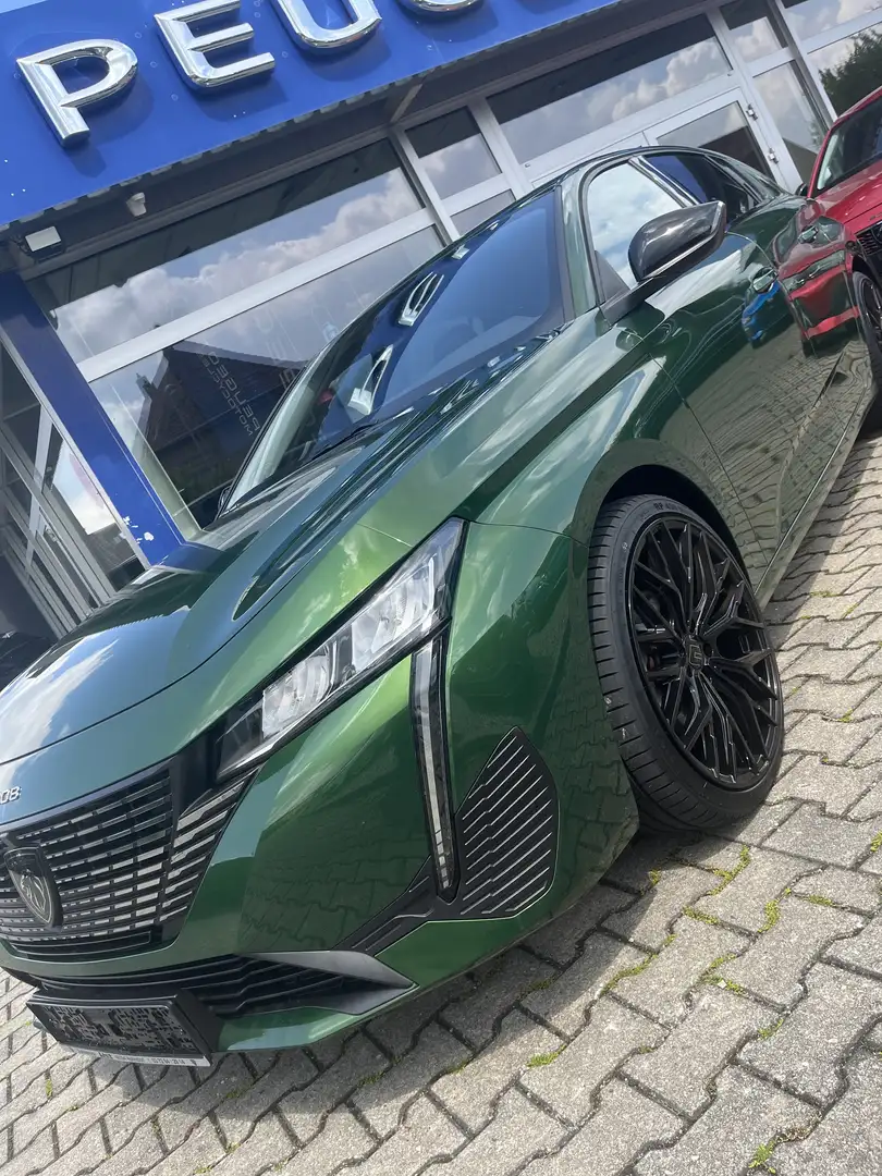 Peugeot 308 Allure 130 EAT8 19" Felgen, Sitzheizung, Navi Grün - 1