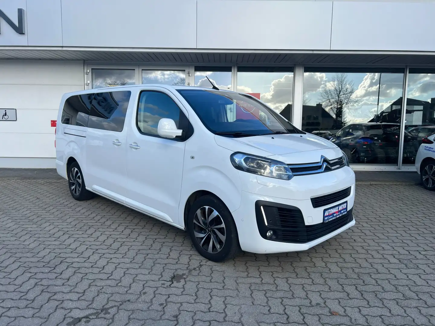 Citroen Spacetourer 2.0 BlueHDi 180 XL (L3) Shine S&S AHK NAVI XENON Blanco - 1