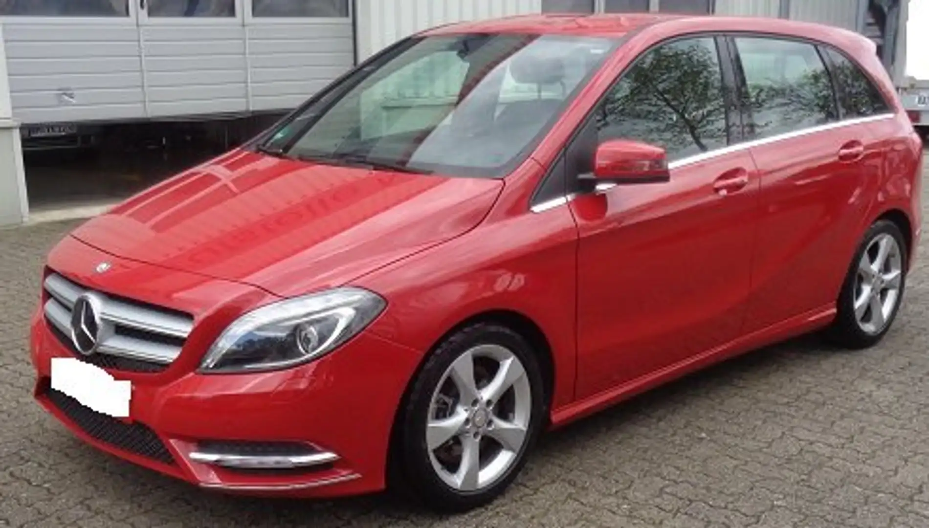 Mercedes-Benz B 250 B 250 7G-DCT Urban*AHK*Xenon*Navi*Park-Asisst*PDC+ Rojo - 1