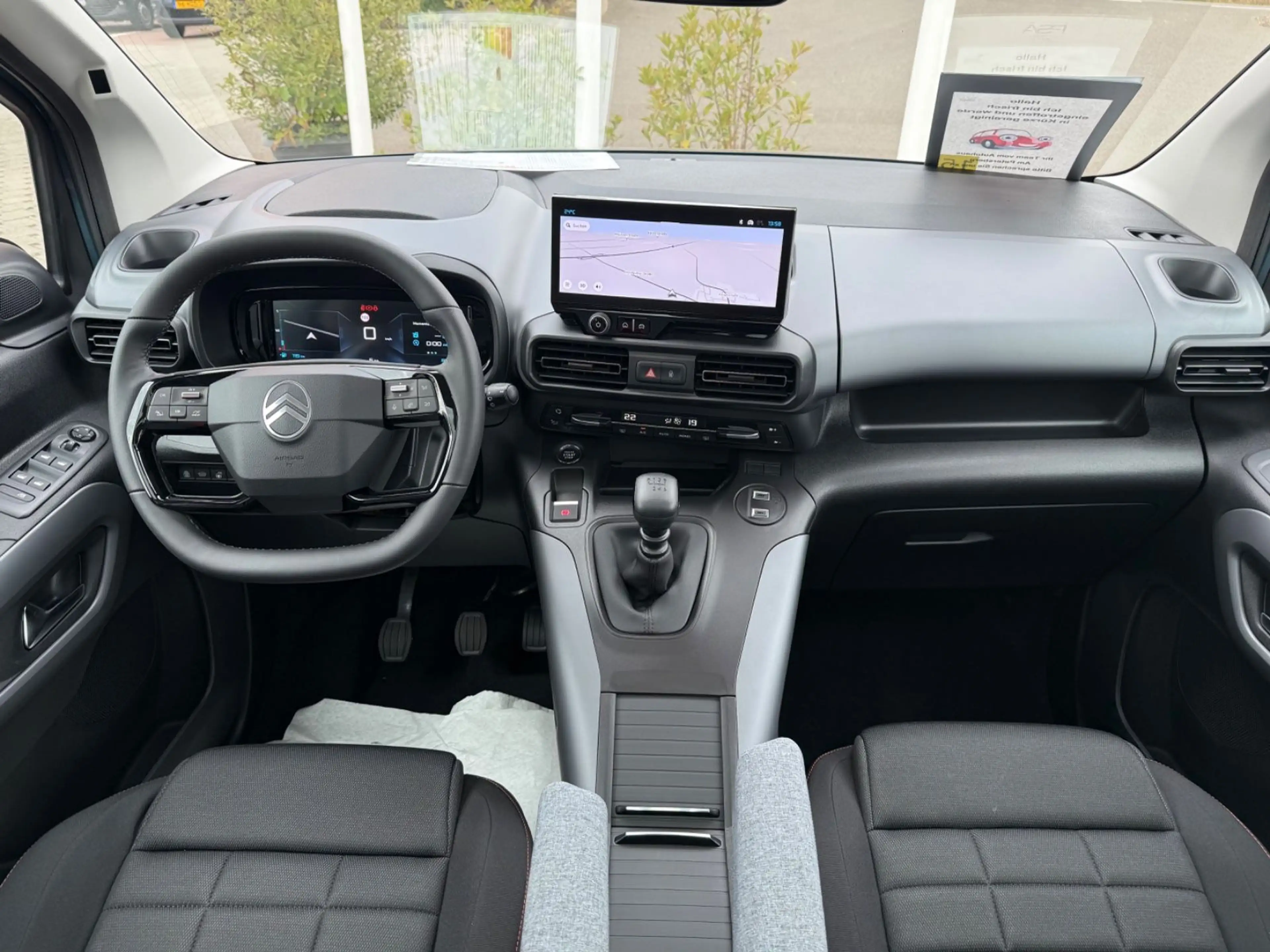 Citroen Berlingo XTR Max M *PANO*SHZ* — photo 11