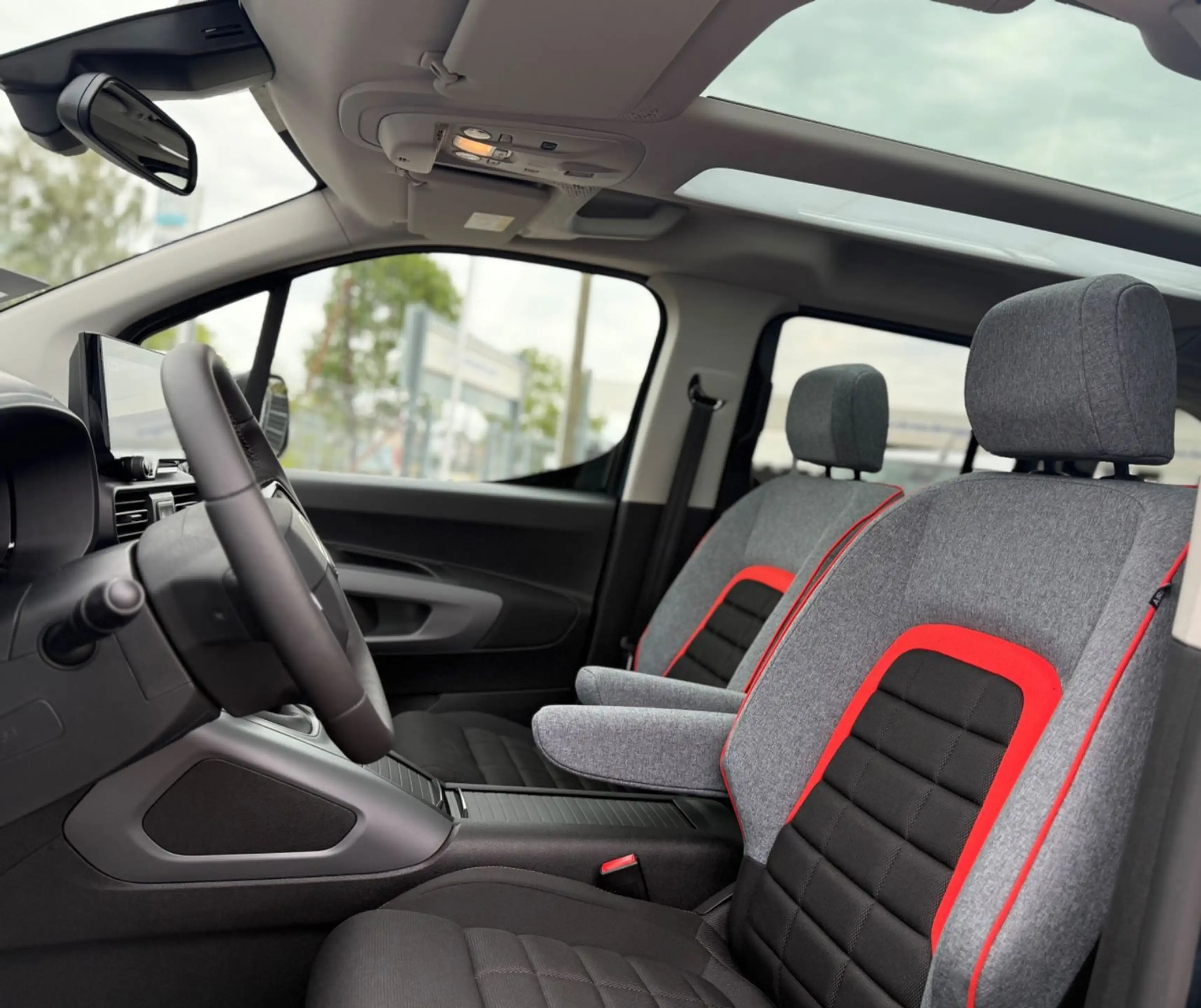 Citroen Berlingo XTR Max M *PANO*SHZ* — photo 10
