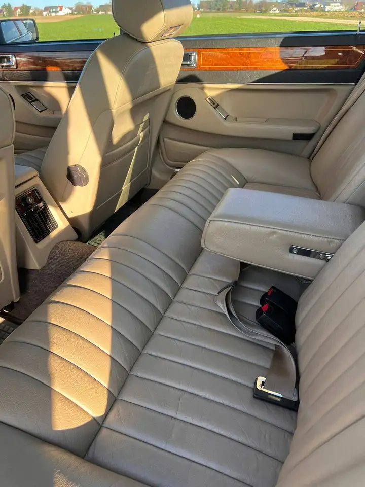 Jaguar XJ 40, foto 7