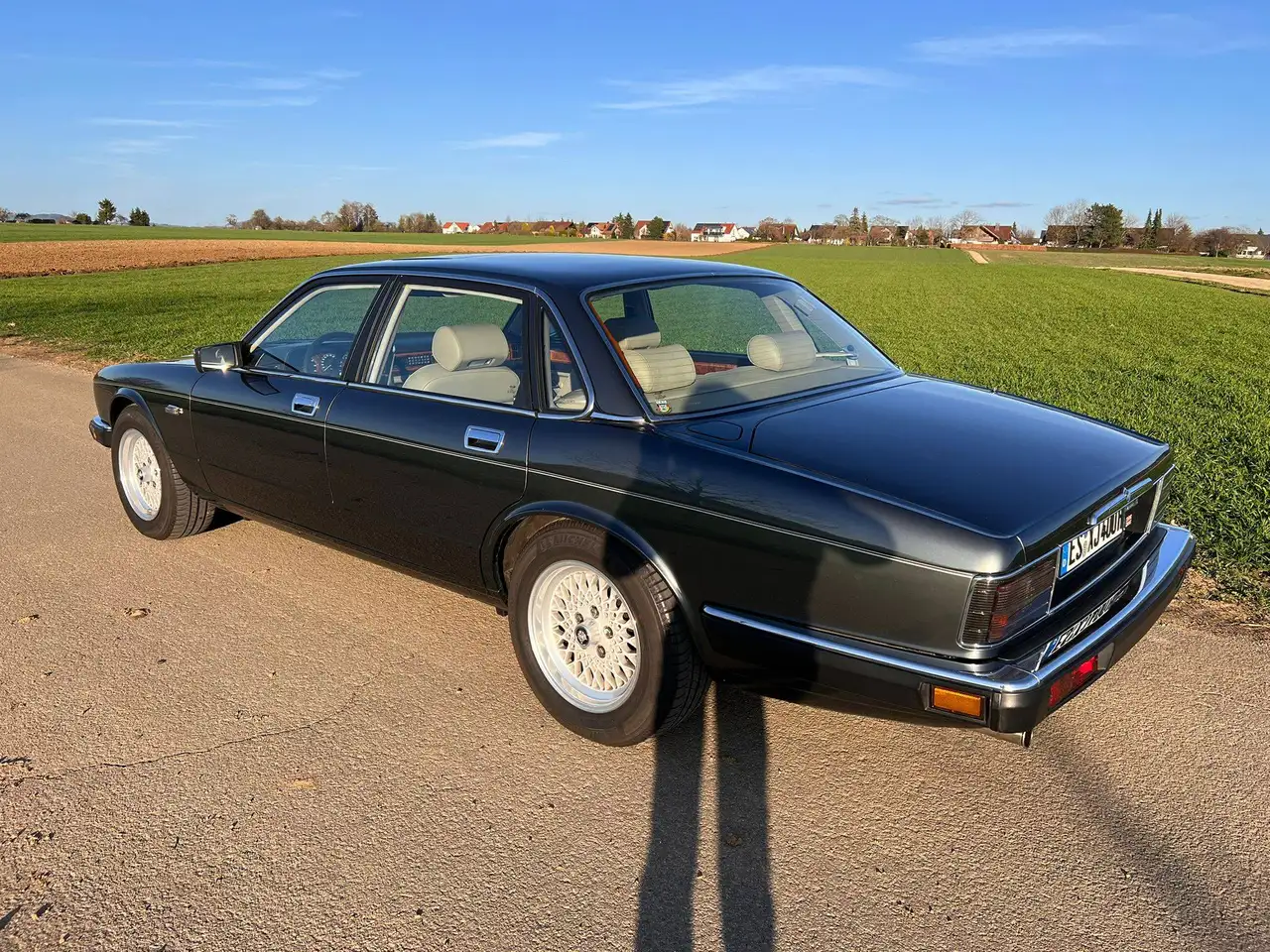 Jaguar XJ 40, foto 3