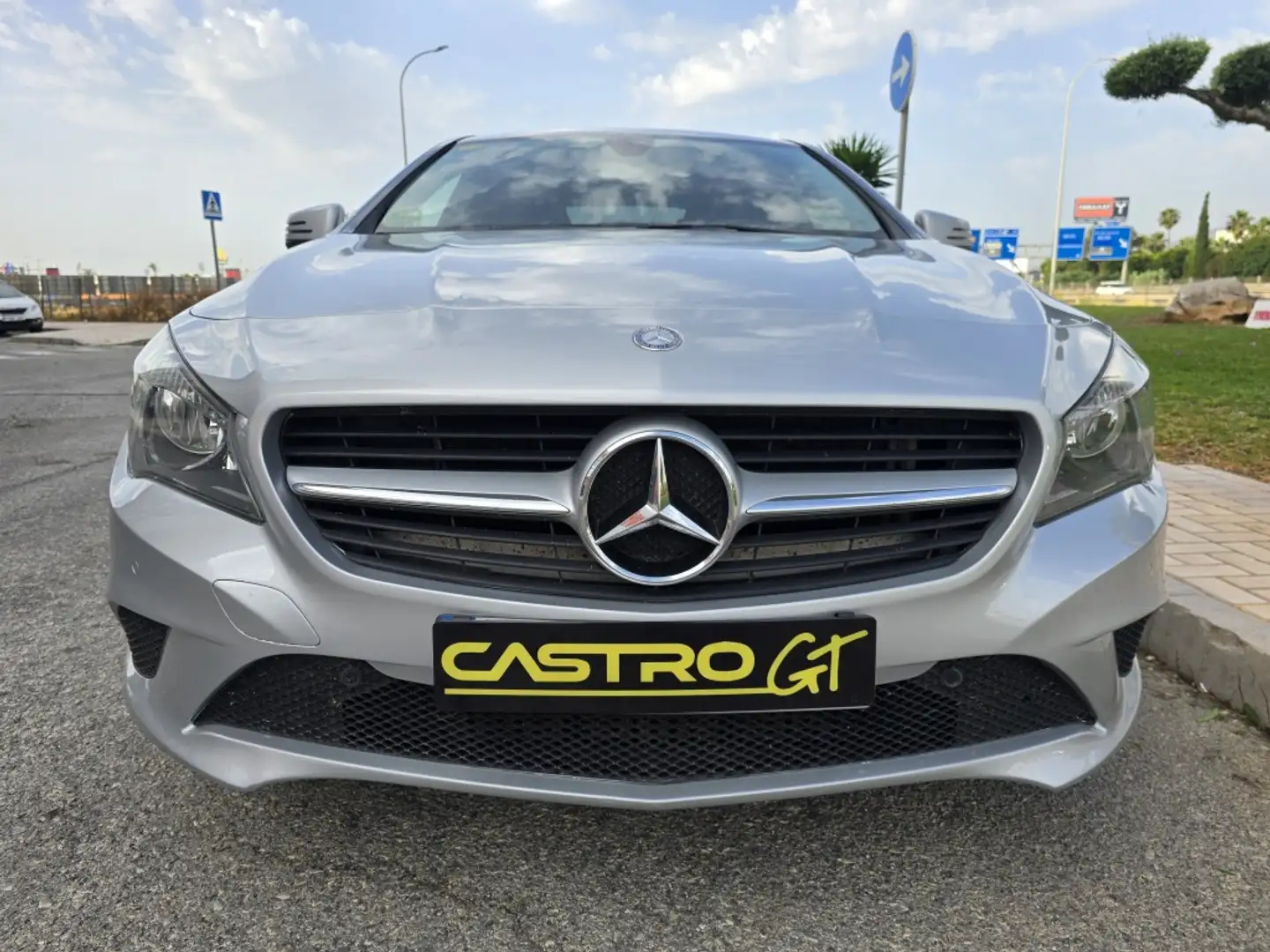 Mercedes-Benz CLA 200 200CDI Gris - 2