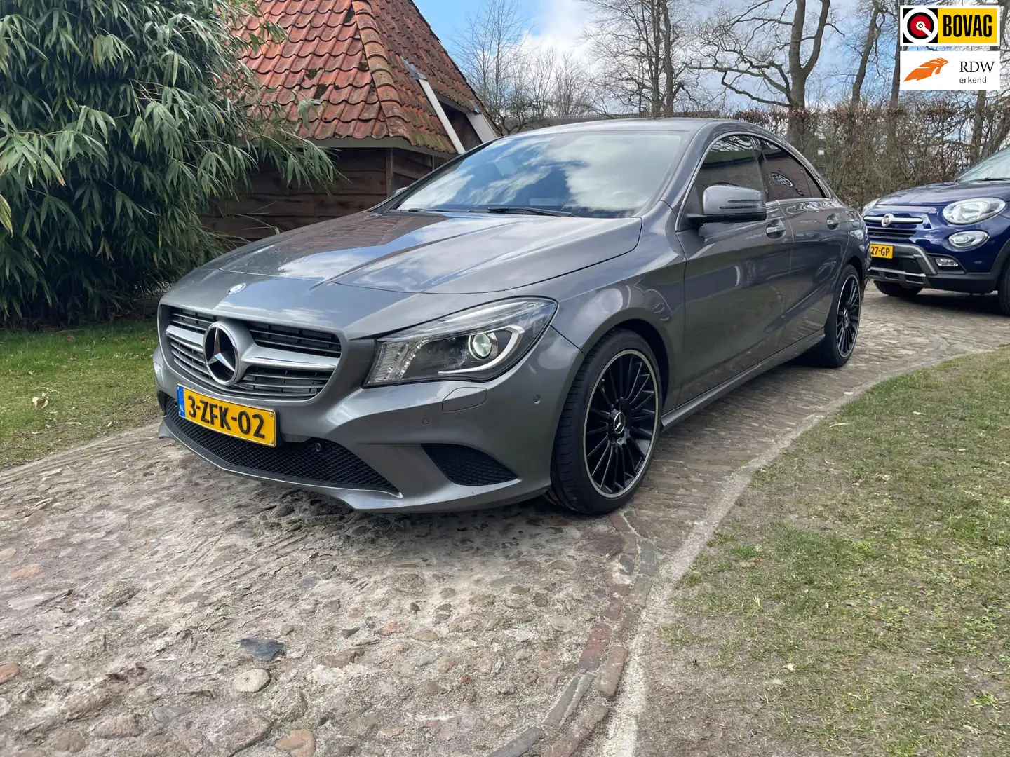 Mercedes-Benz CLA 180 BlueEFF. Lease Edition-Navi-NL auto-1/2 leer-18" L Grijs - 1