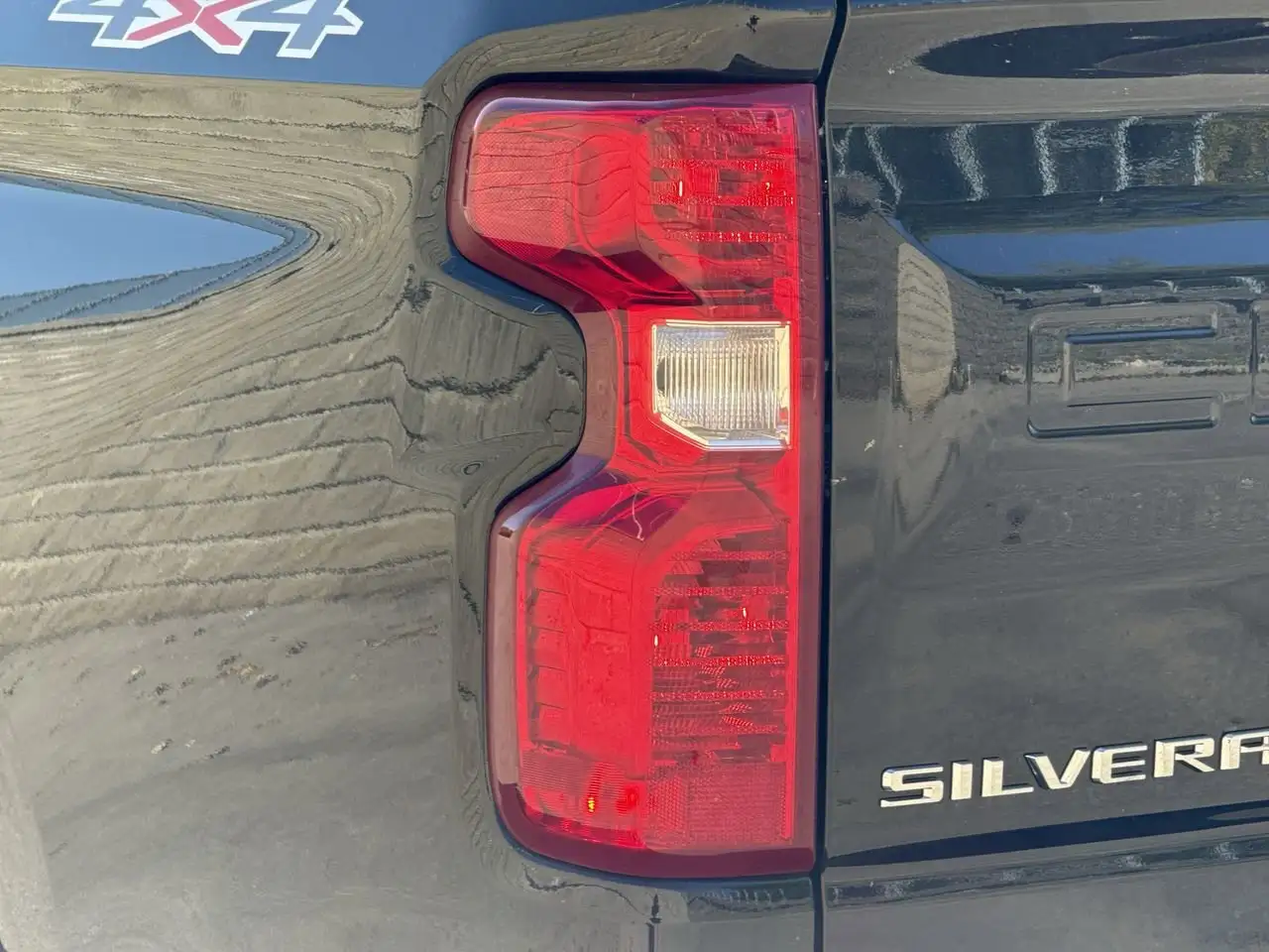 Chevrolet Silverado 1500 снимка Chevrolet Silverado 1500