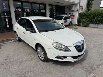 1.4 tjt Platino ecochic Gpl 120cv