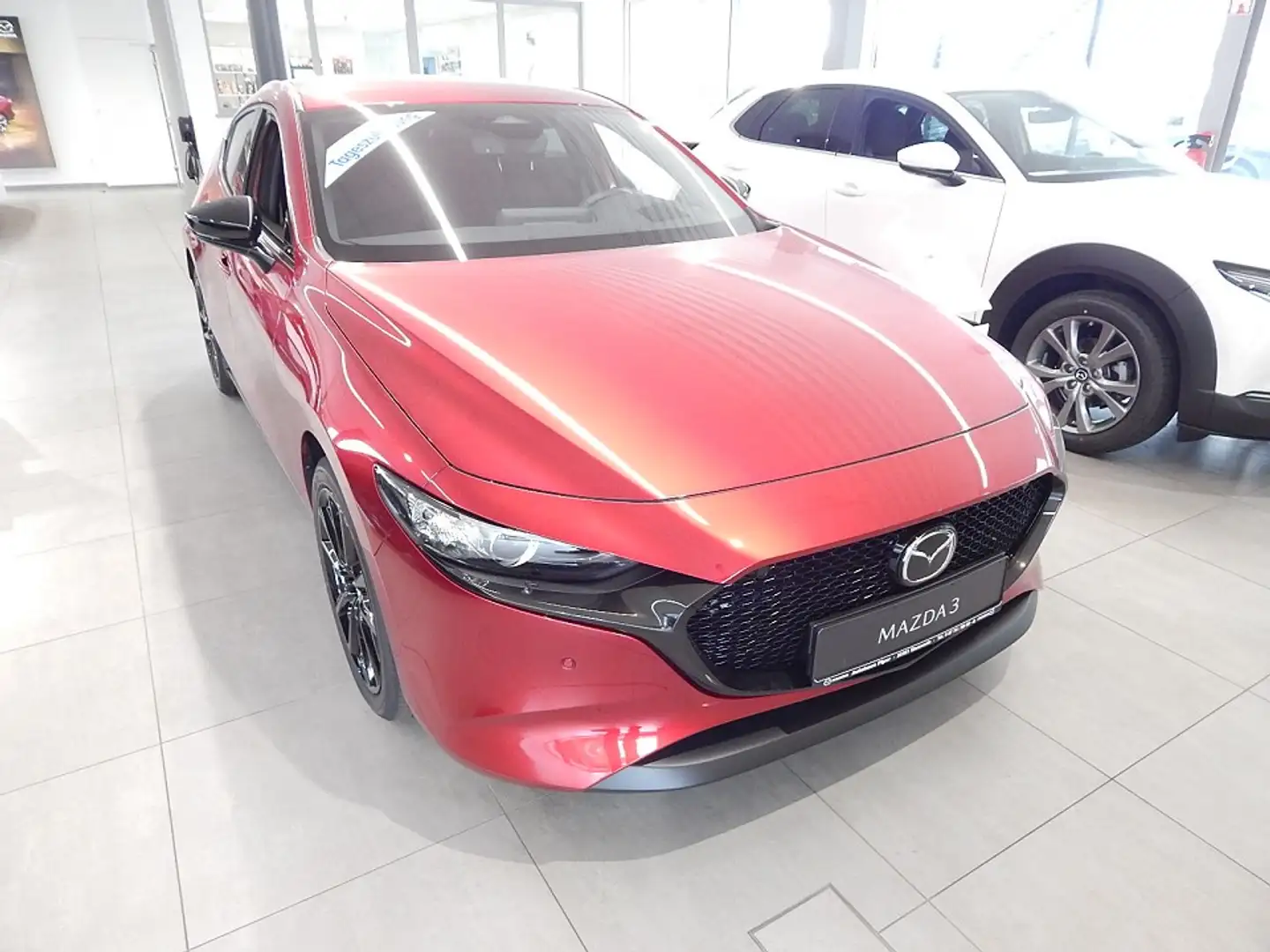 Mazda 3 2.5L e-SKYACTIV G 140ps AT Homura Rood - 2