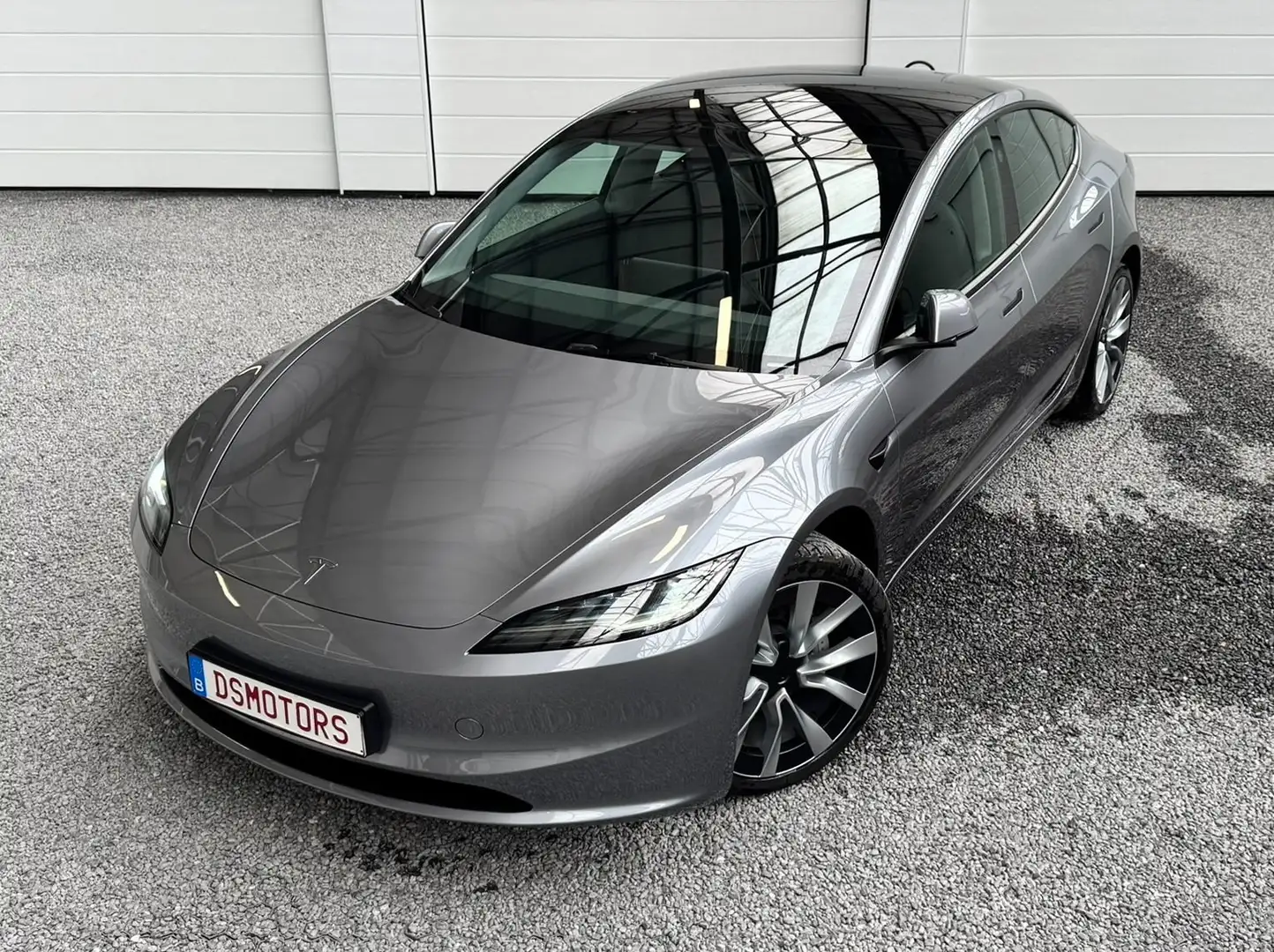 Tesla Model 3 AWD Dual Motor Long Range | GERESERVEERD Argent - 1