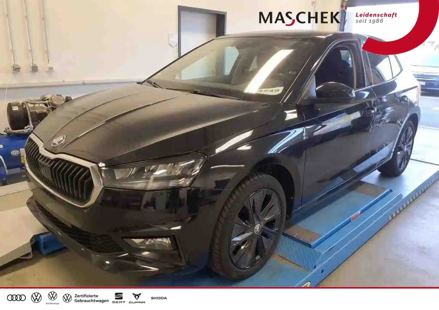 Skoda Fabia Style 1.0 TSI Navi AHK PDC Sitzh SmartLink ACC AHK Schwarz - 1