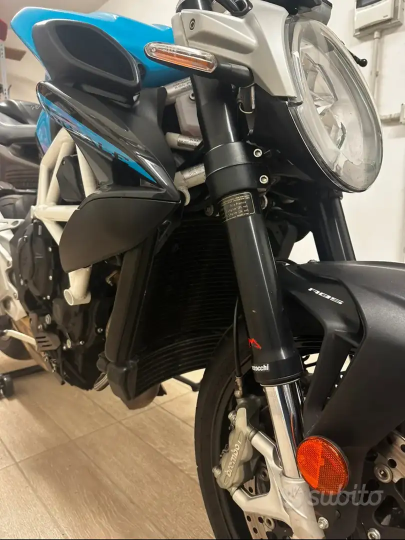 MV Agusta Brutale 800 EAS - ABS - 2
