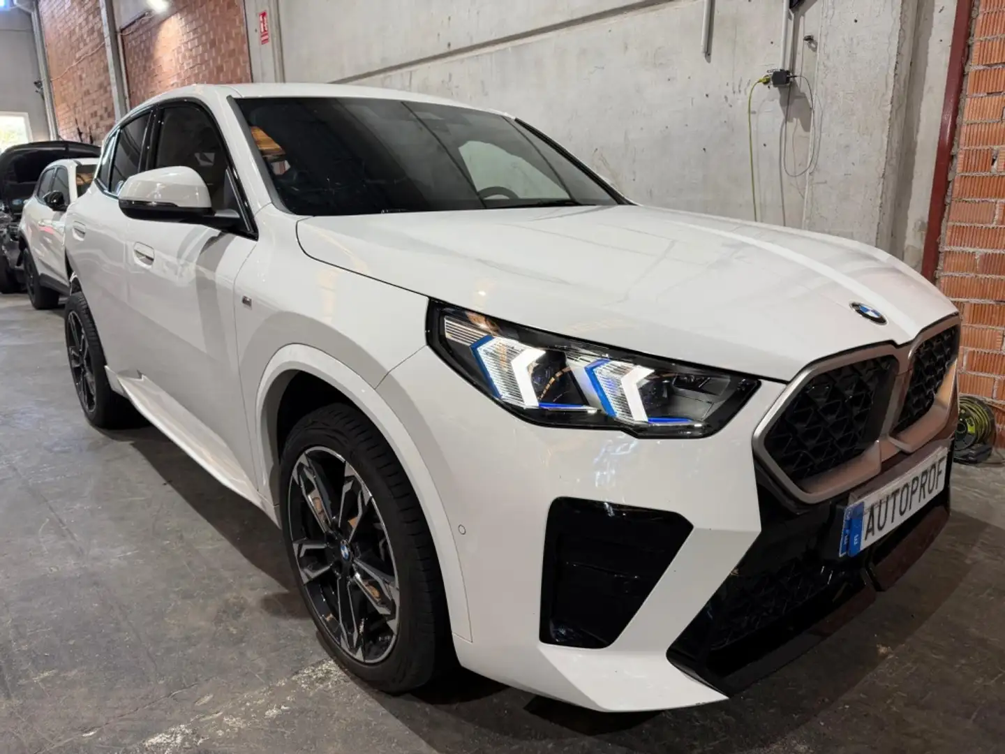 BMW X2 sDrive 20iA M Sport - 1