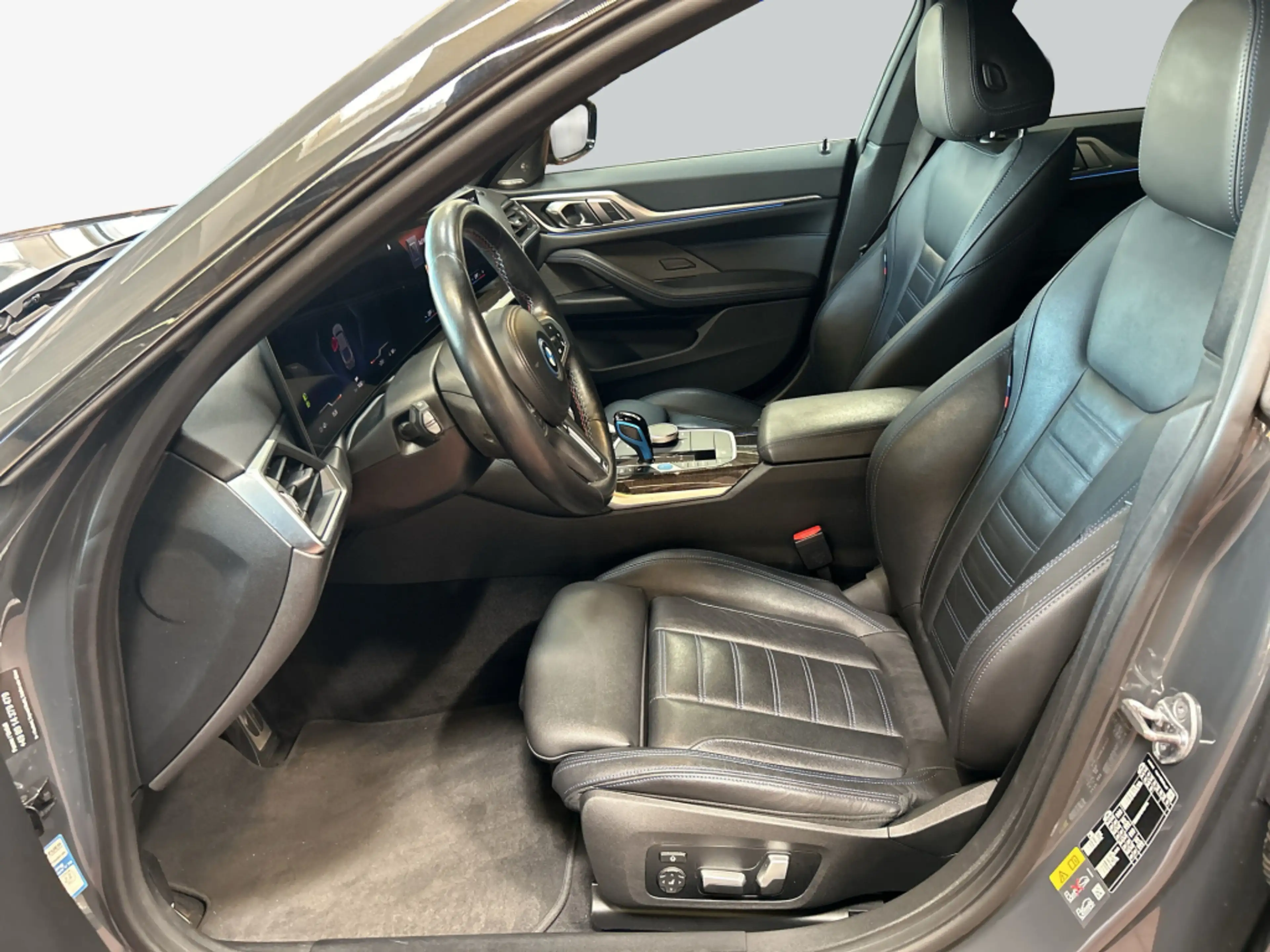BMW i4 M50 Gran Coupe Laser H&K Navi AHK — photo 10