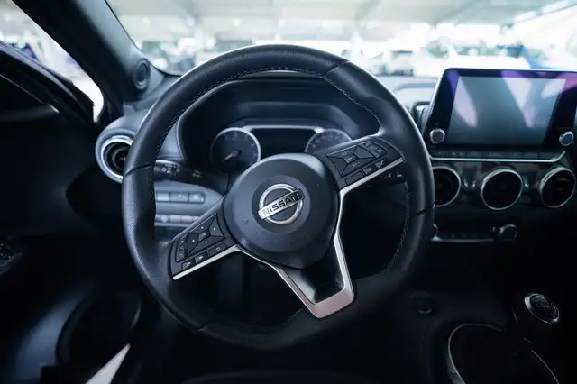 Nissan Juke view 11