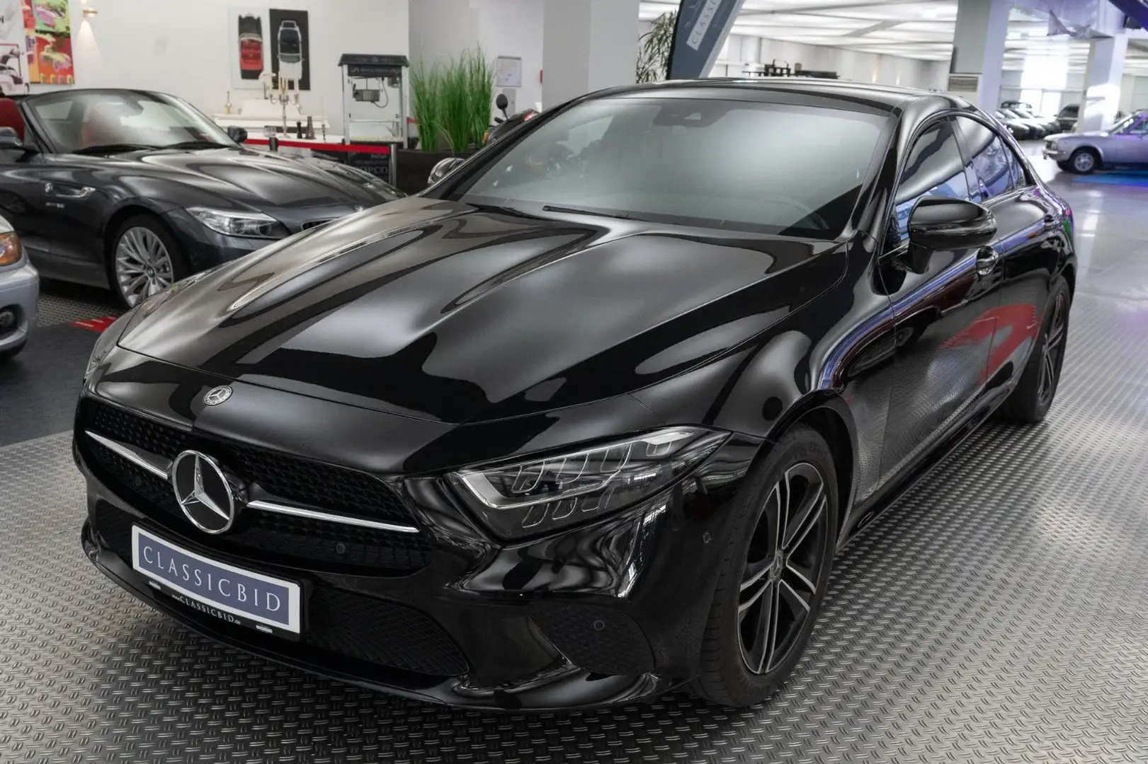Mercedes-Benz CLS 220 d Schwarz - 1