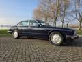 Daimler Double Six 6.0 V12 (XJ81) Blau - thumbnail 2