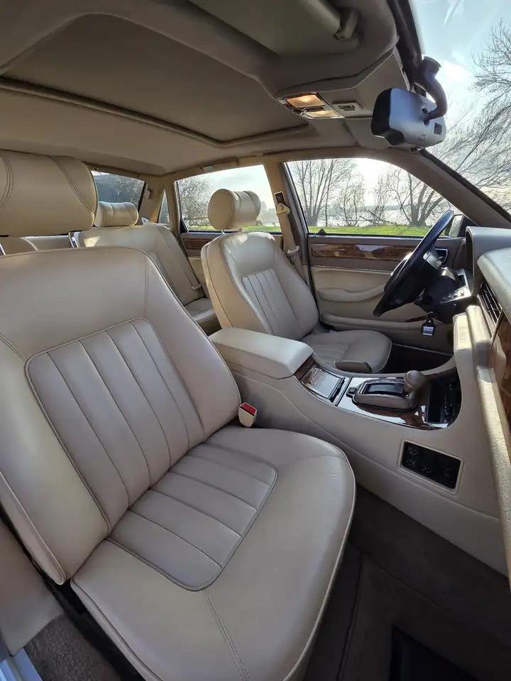 Daimler Double Six 6.0 V12 (XJ81) (RESERVED), foto 10
