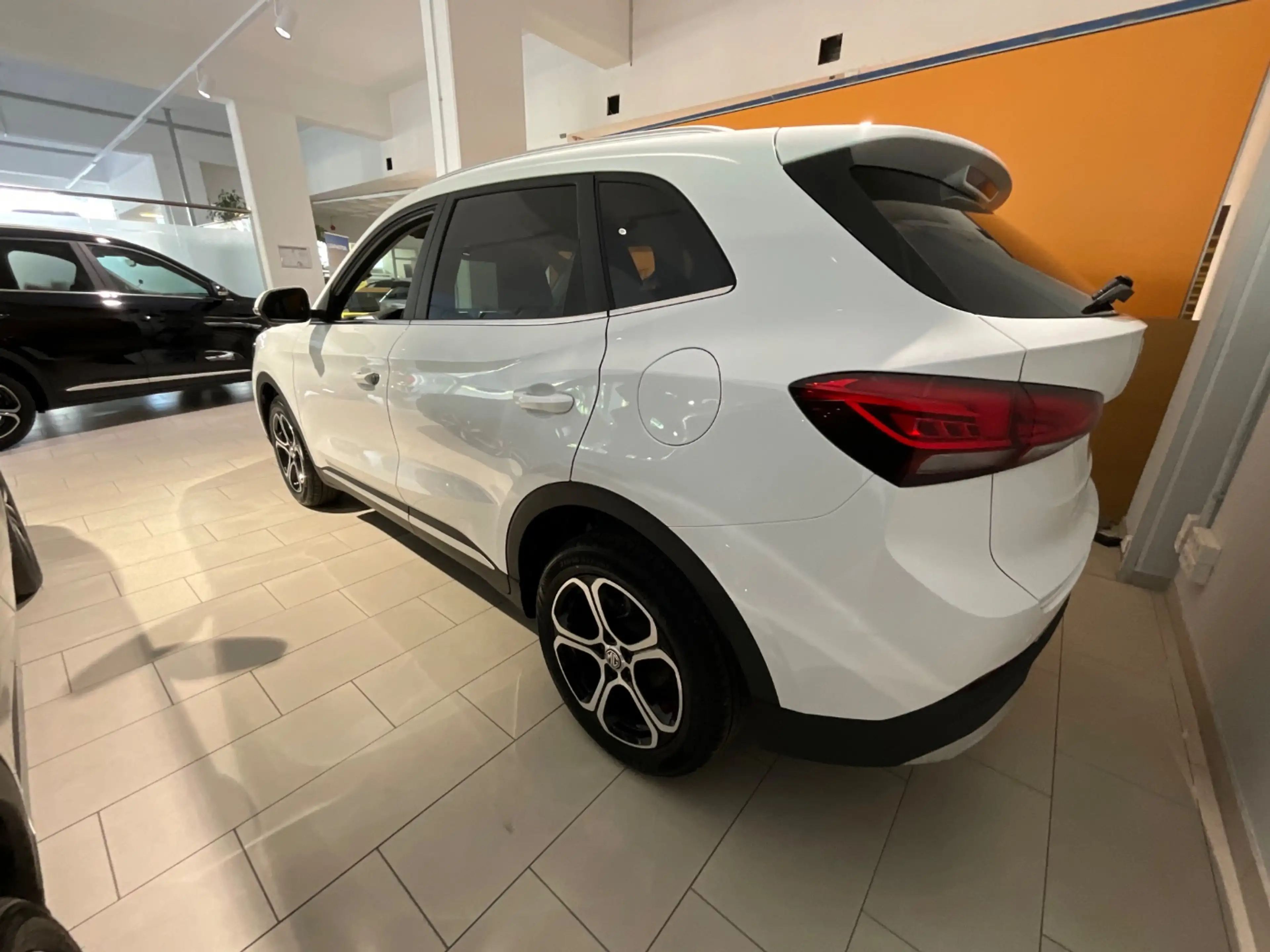MG ZS 1.5 T Comfort LED+Navi+SHZ+Fernlichtass.+Kam. — photo 8