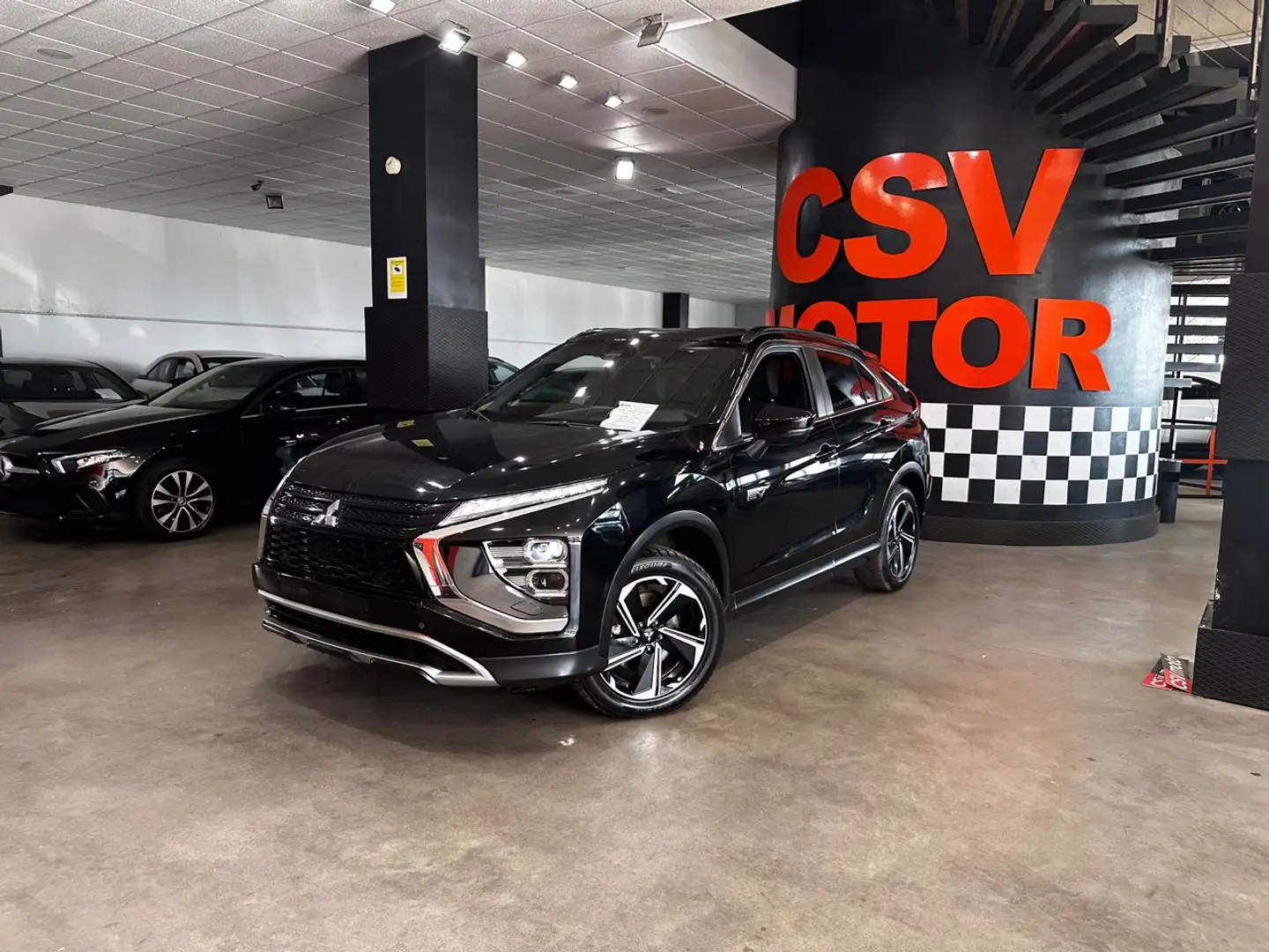 Mitsubishi Eclipse Cross 2.4 PHEV Kaiteki+ Auto 4WD Noir - 2