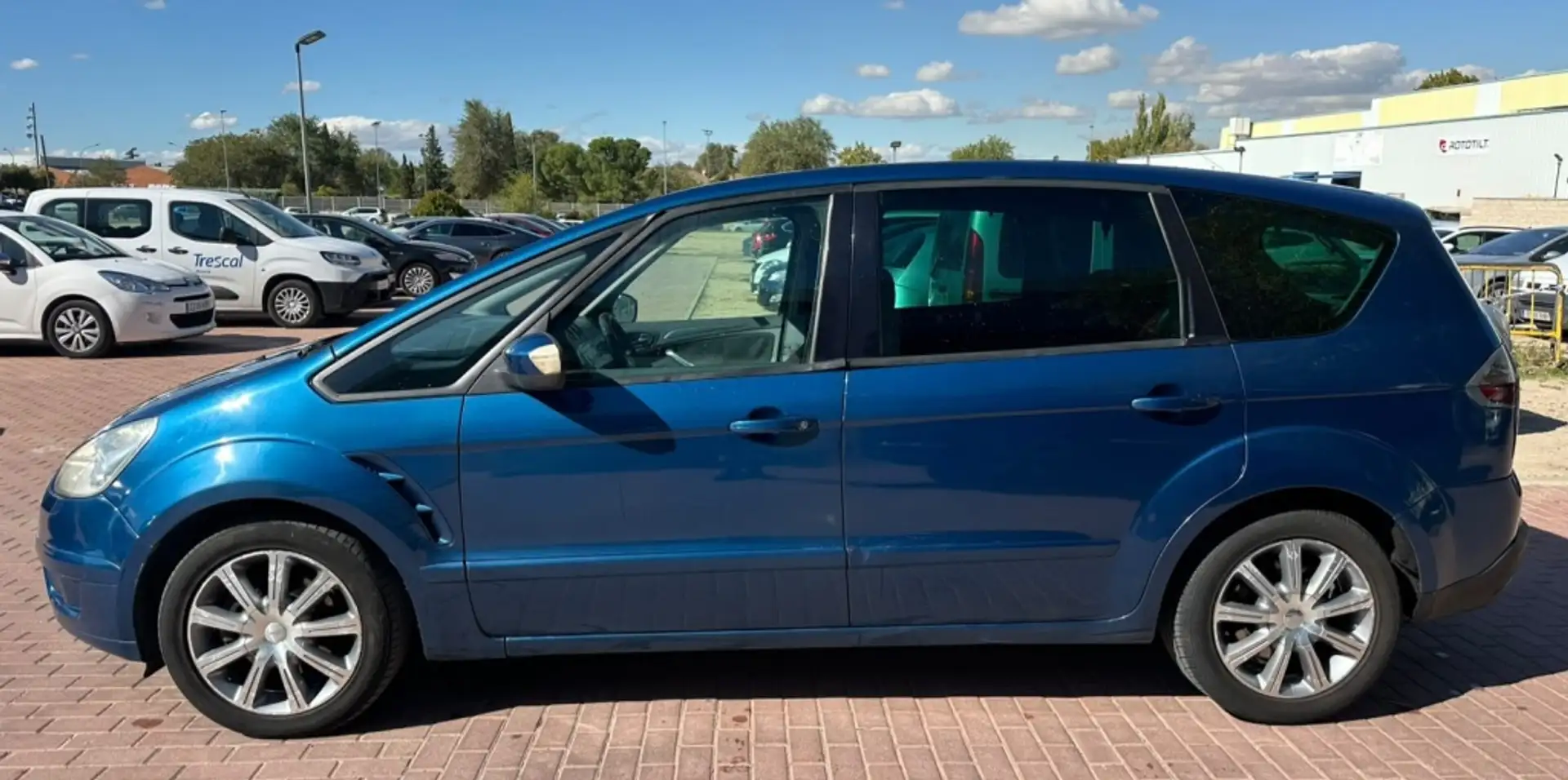 Ford S-Max 2.0TDCi Titanium Azul - 2