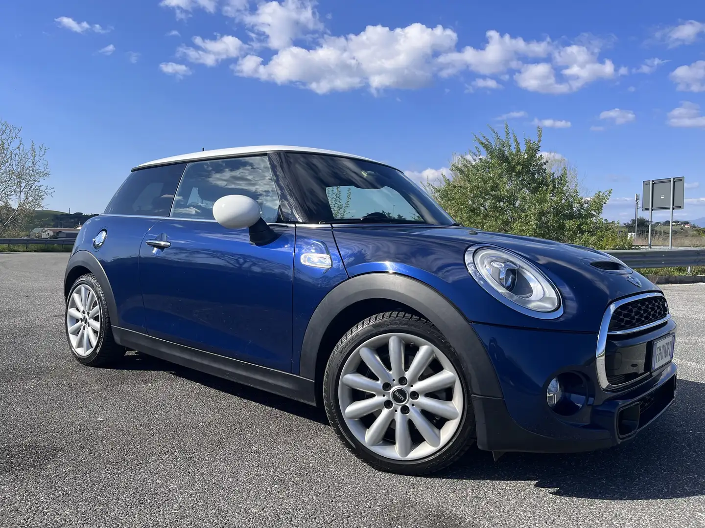 MINI Cooper SD 2.0 Hype 3p auto - 1