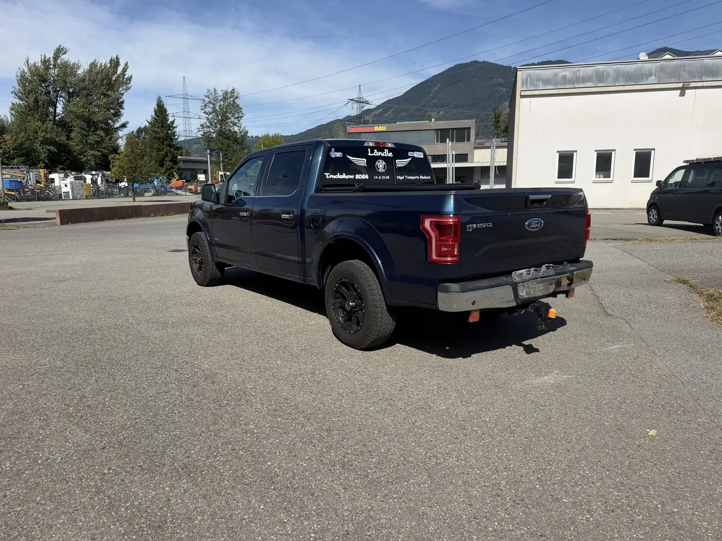Ford F-150 Lariat Supercrew Cabin Blau - 1